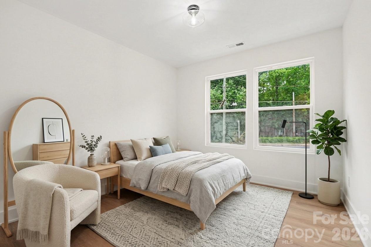 7523/7525 Lawyers Road Property Photo 6