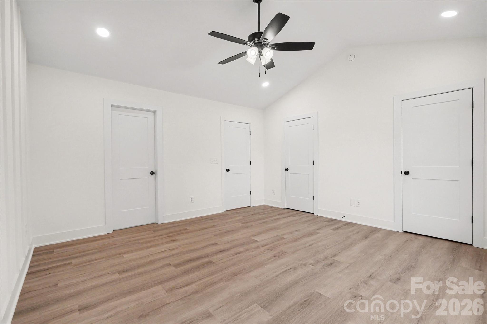 7523/7525 Lawyers Road Property Photo 19