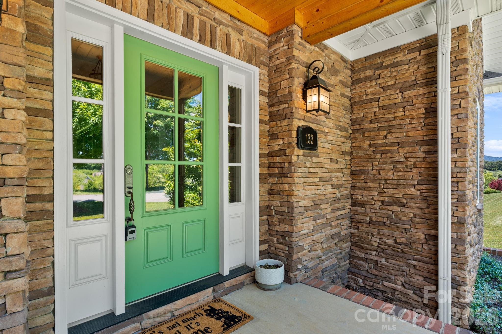 133 Charter Notch None Property Photo 4
