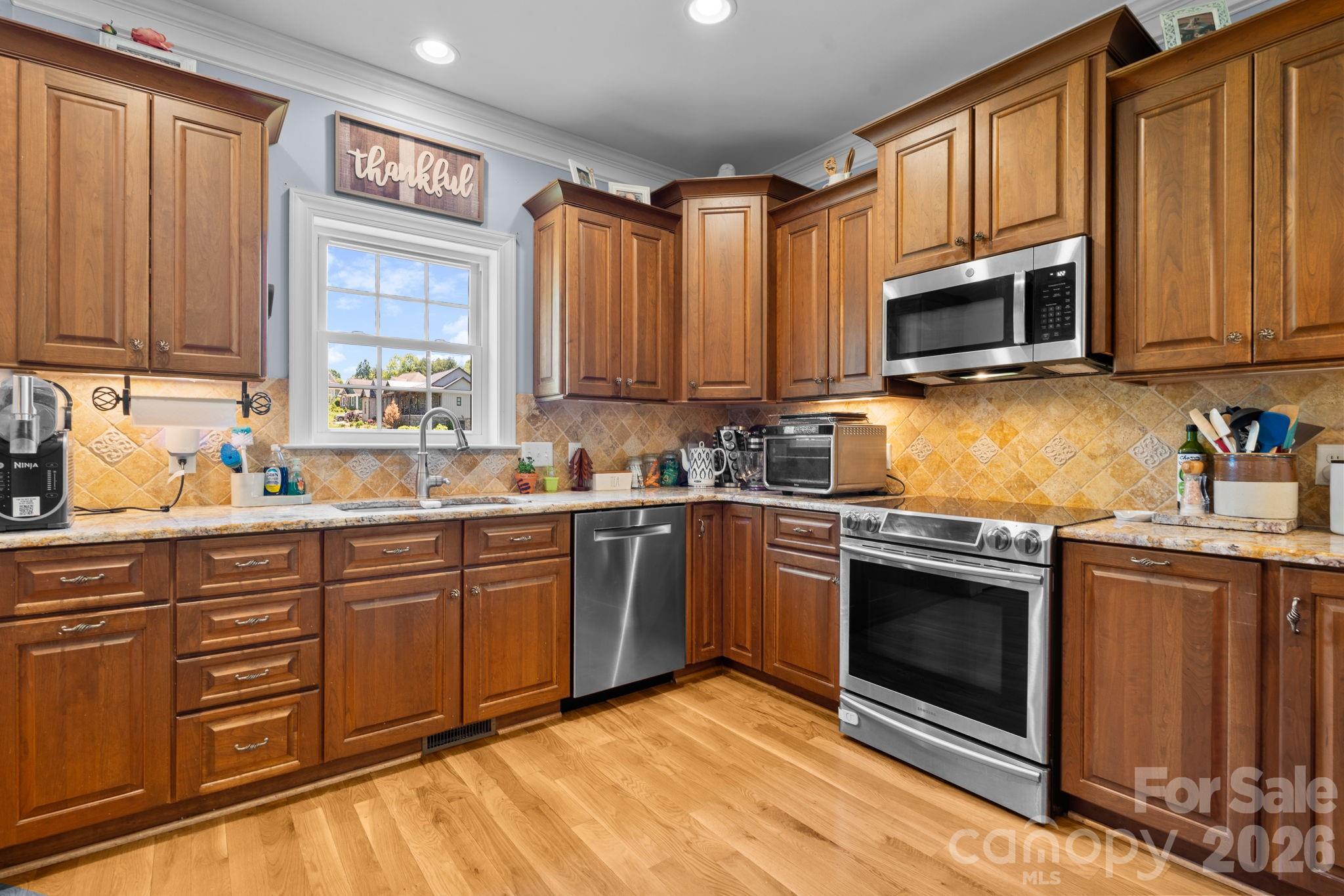 133 Charter Notch None Property Photo 10