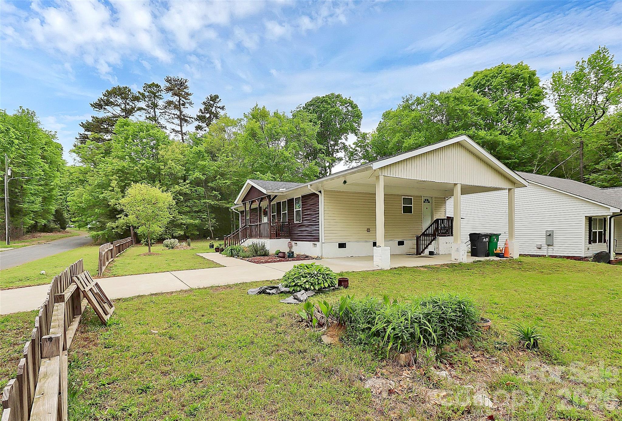 8301 Washington Boulevard Property Photo 4