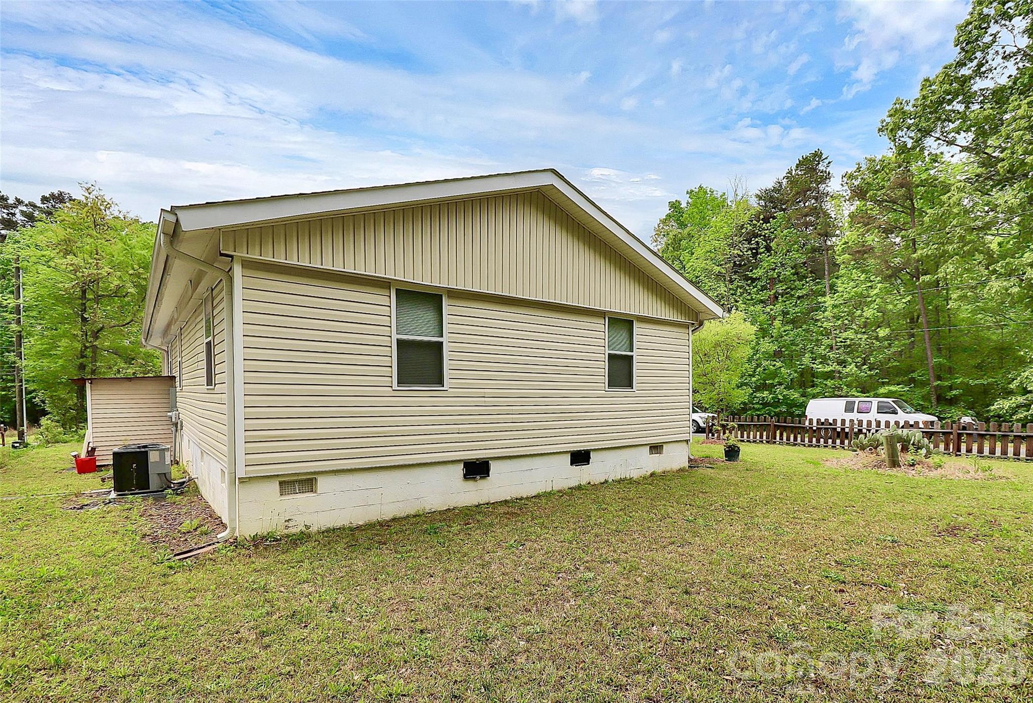 8301 Washington Boulevard Property Photo 8