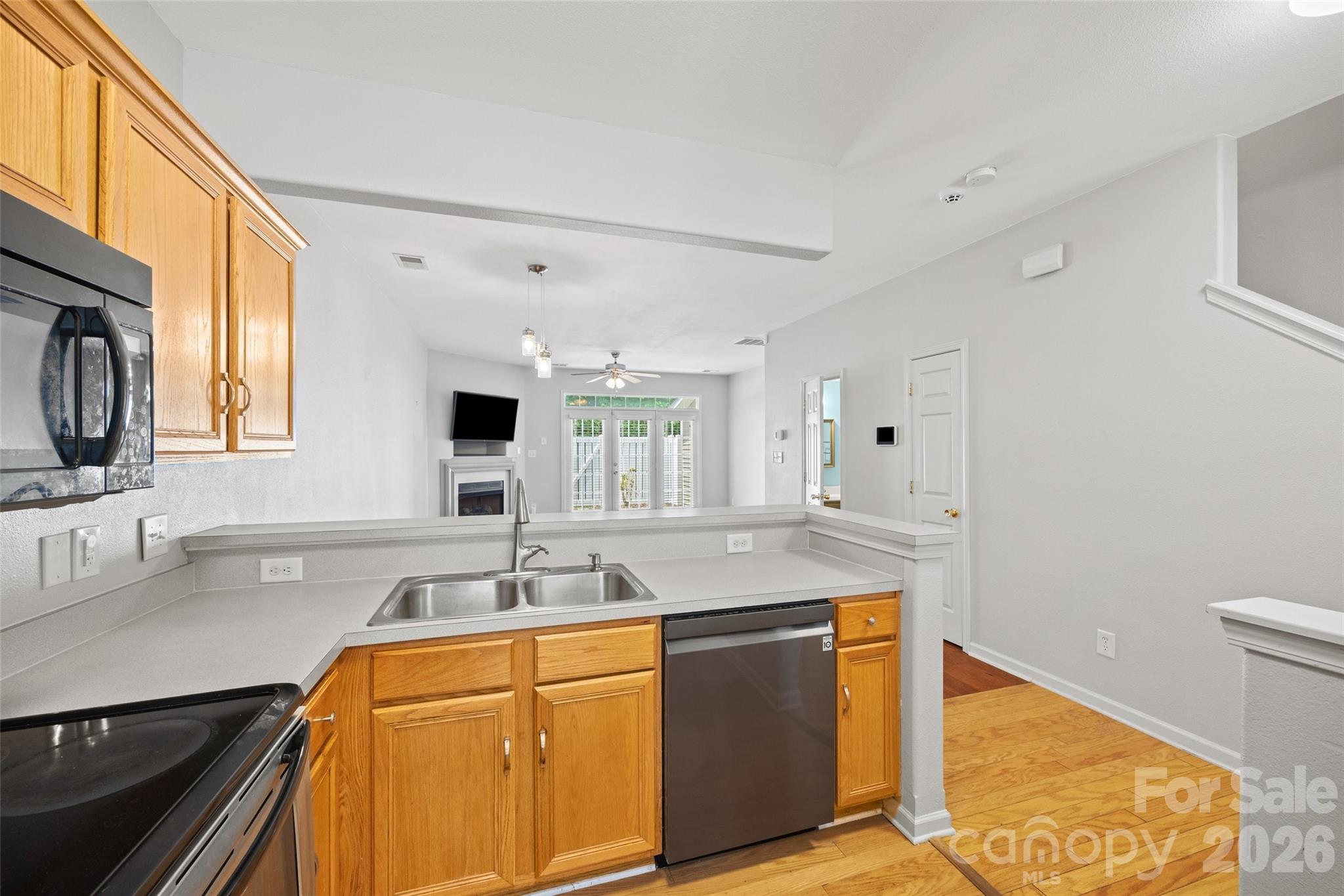 8244 Carob Tree Lane Property Photo 6