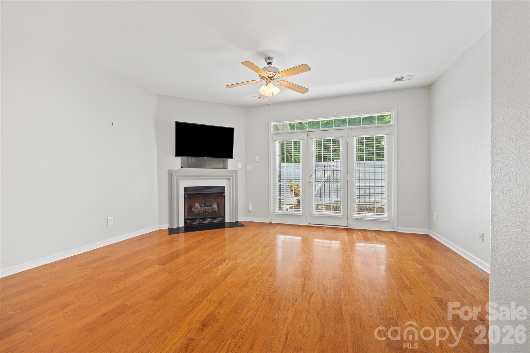 8244 Carob Tree Lane Property Photo 8
