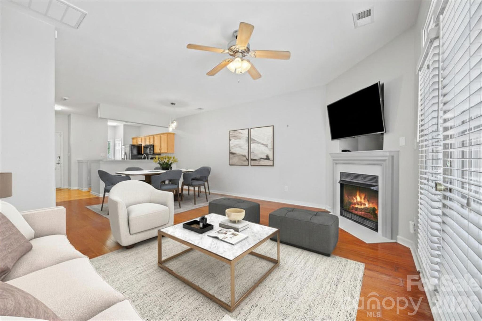 8244 Carob Tree Lane Property Photo 9