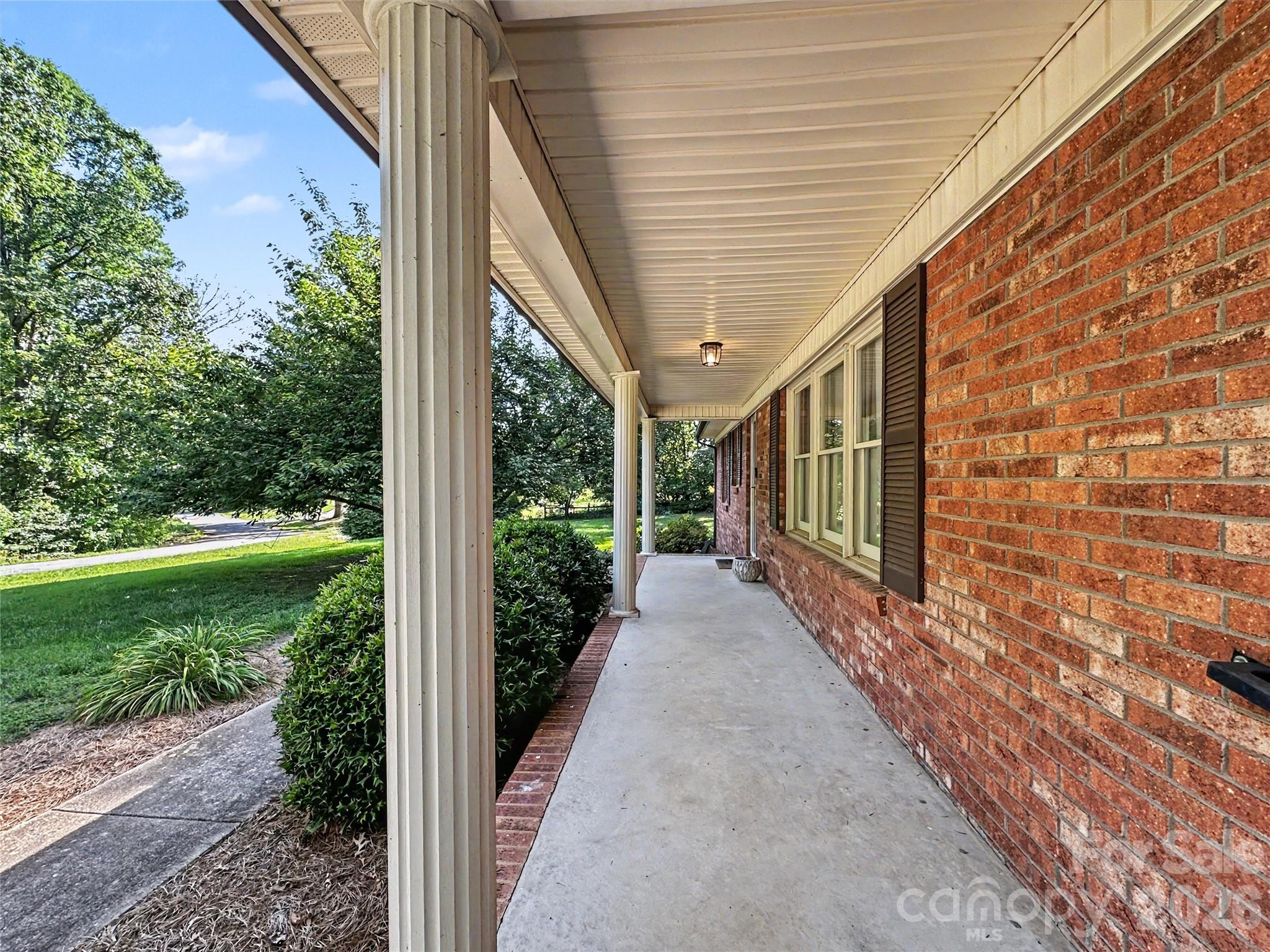 213 Bostian Lake Road Property Photo 5