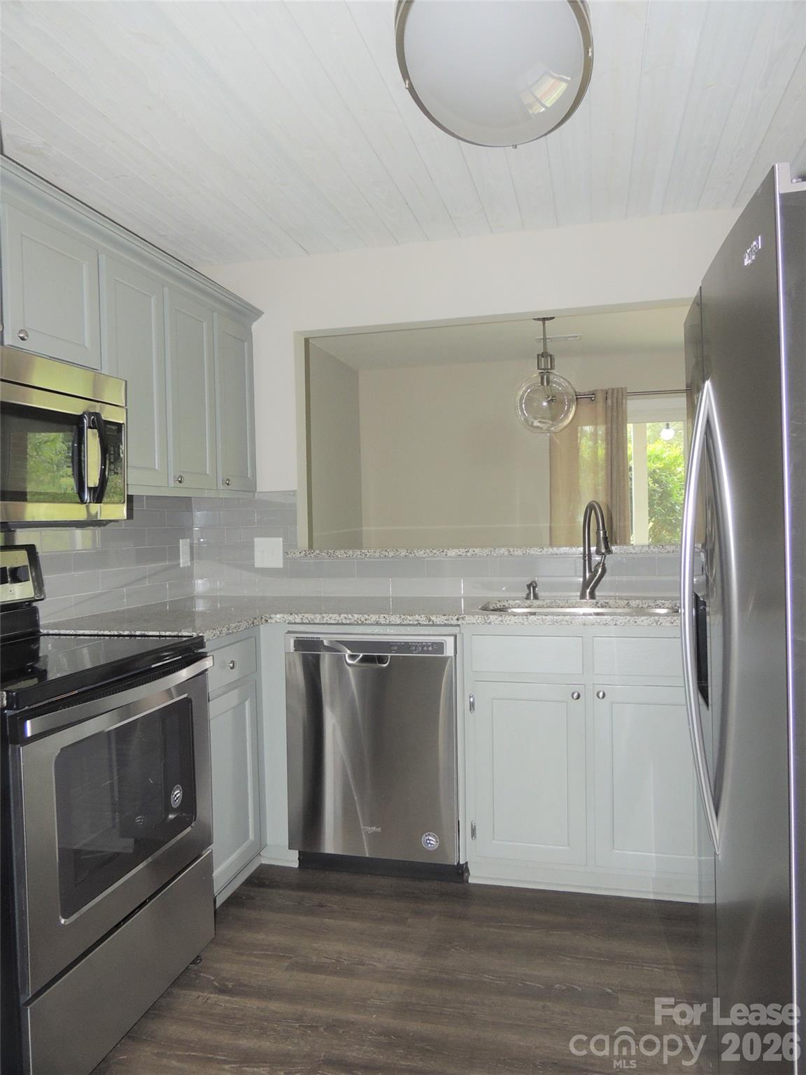 9252 Kings Canyon Drive Property Photo 9