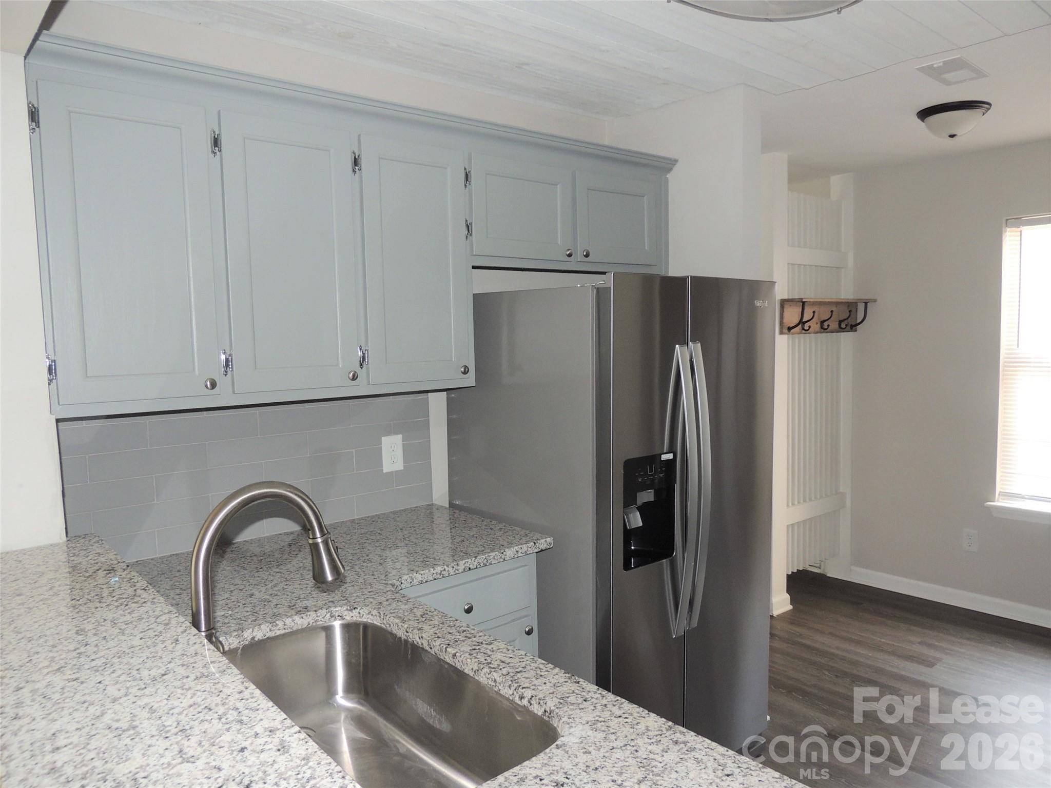 9252 Kings Canyon Drive Property Photo 11