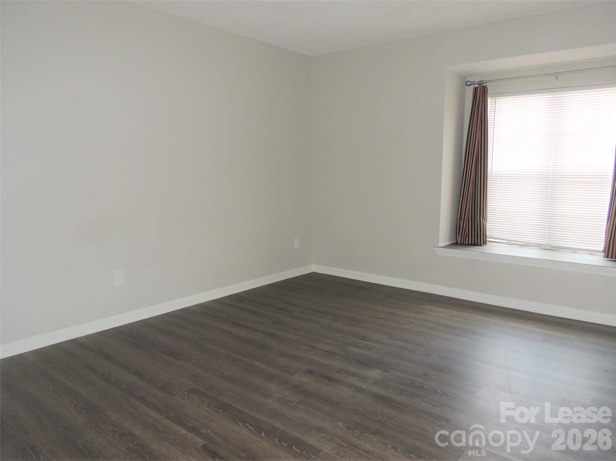 9252 Kings Canyon Drive Property Photo 12