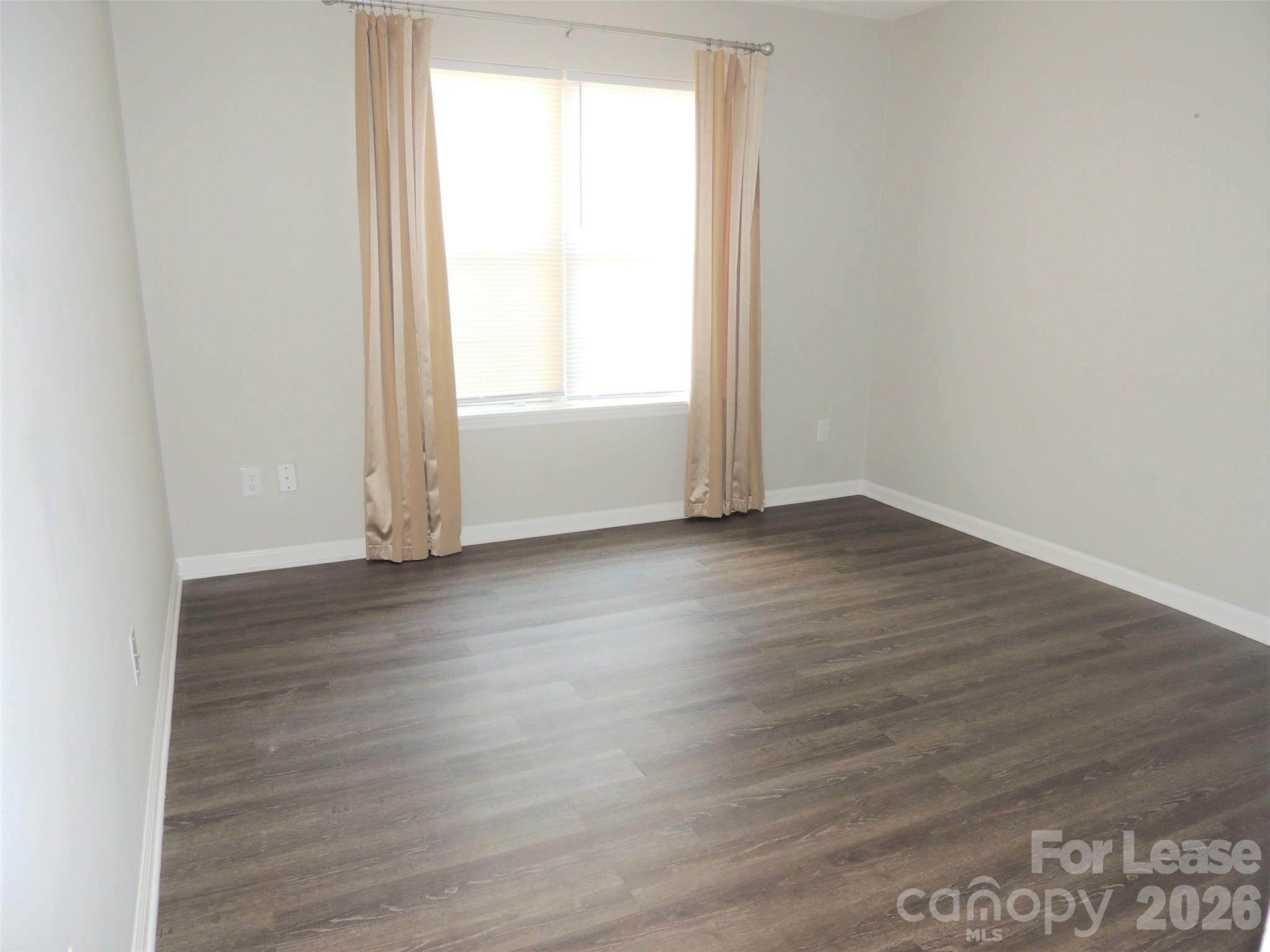 9252 Kings Canyon Drive Property Photo 15