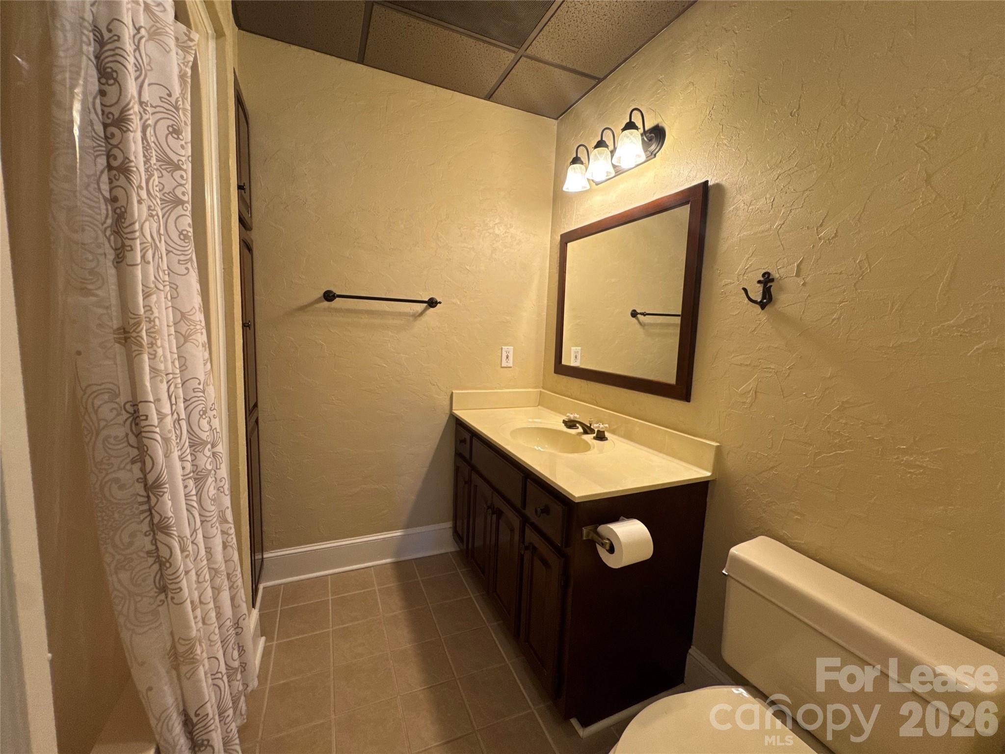 8024 Bradford Lane Property Photo 12