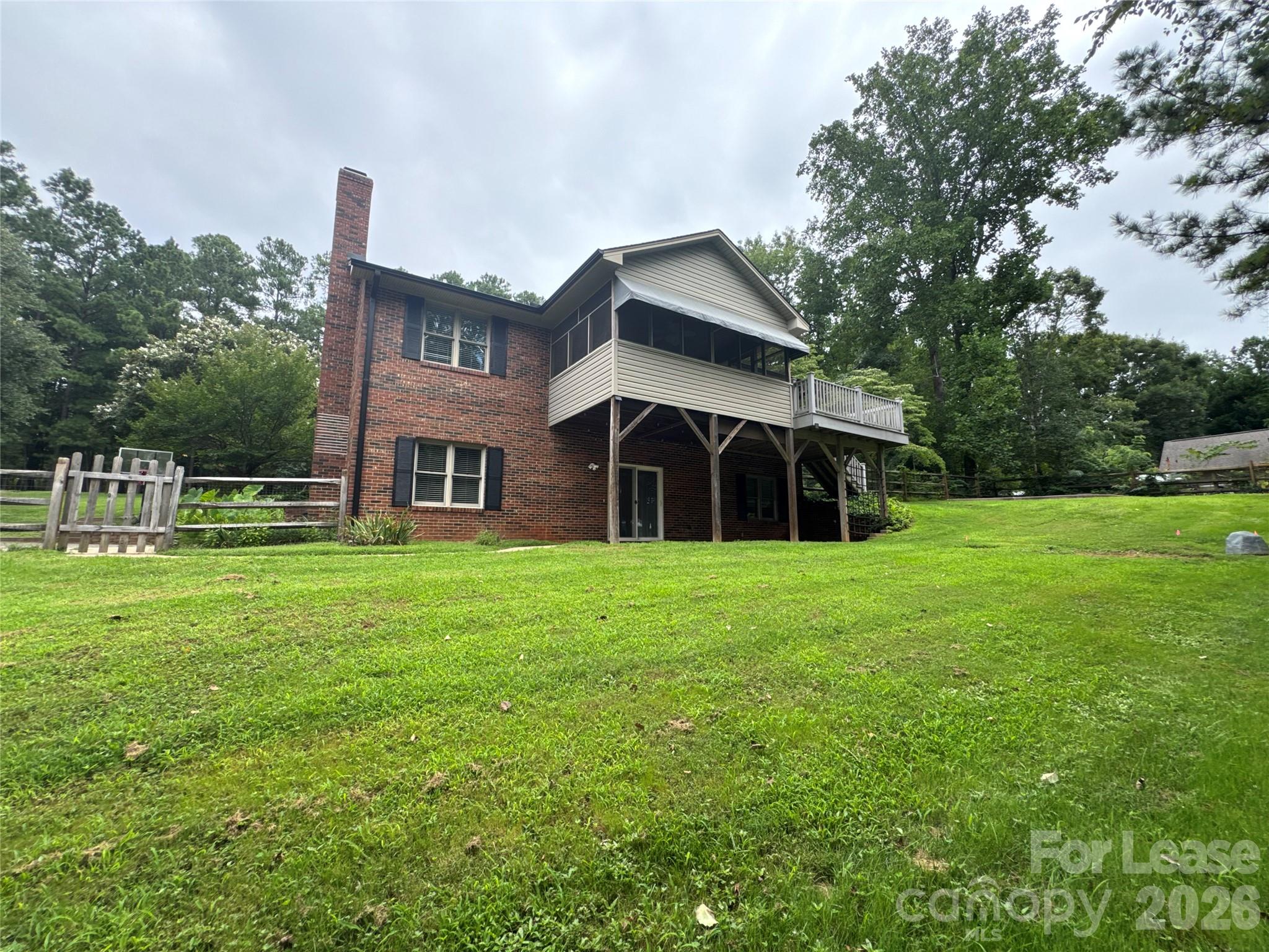 8024 Bradford Lane Property Photo 15
