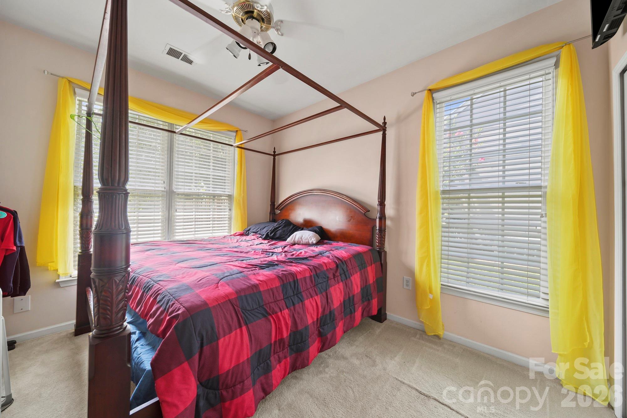 3124 Arklow Road Property Photo 8