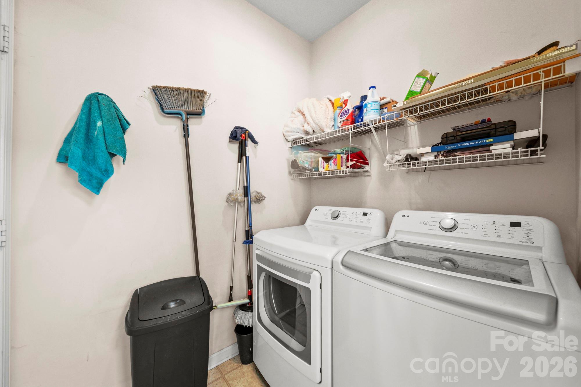 3124 Arklow Road Property Photo 9
