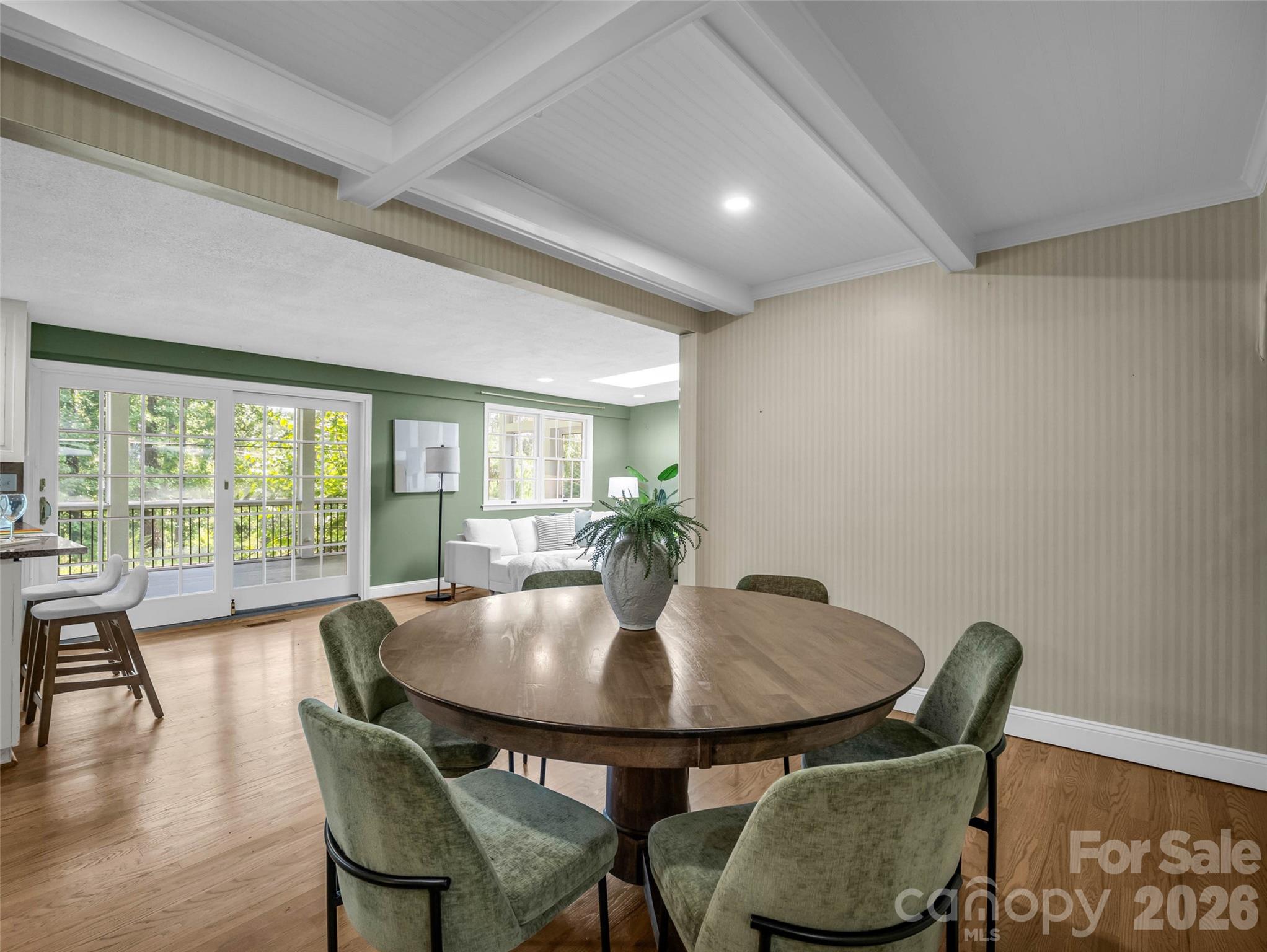 52 Forest Road Property Photo 9