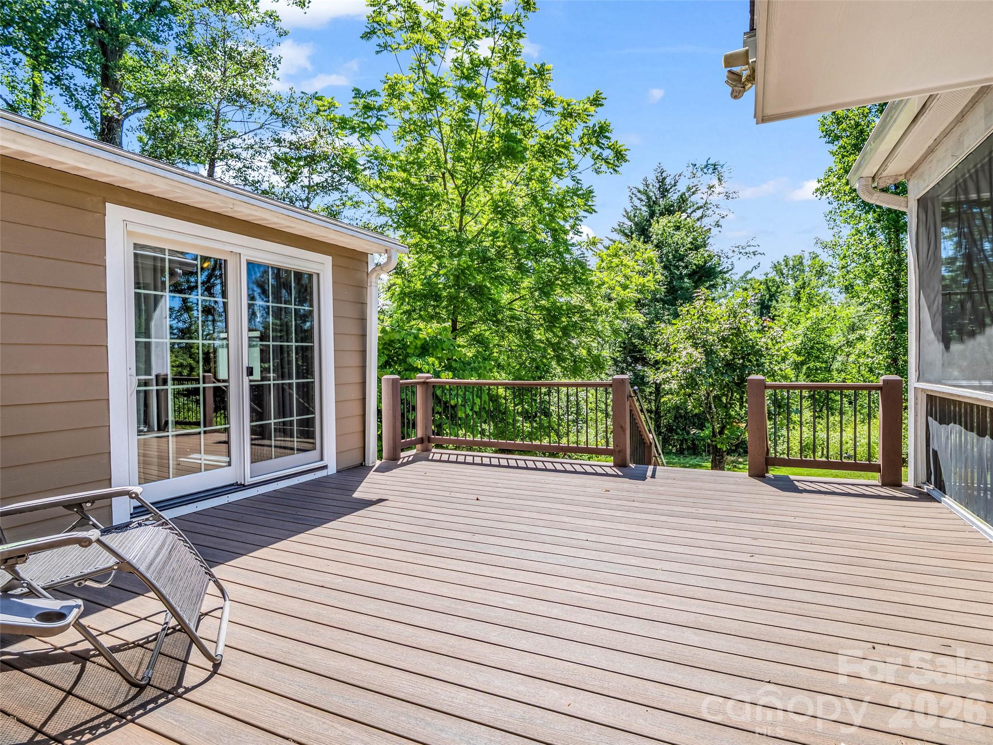 52 Forest Road Property Photo 23