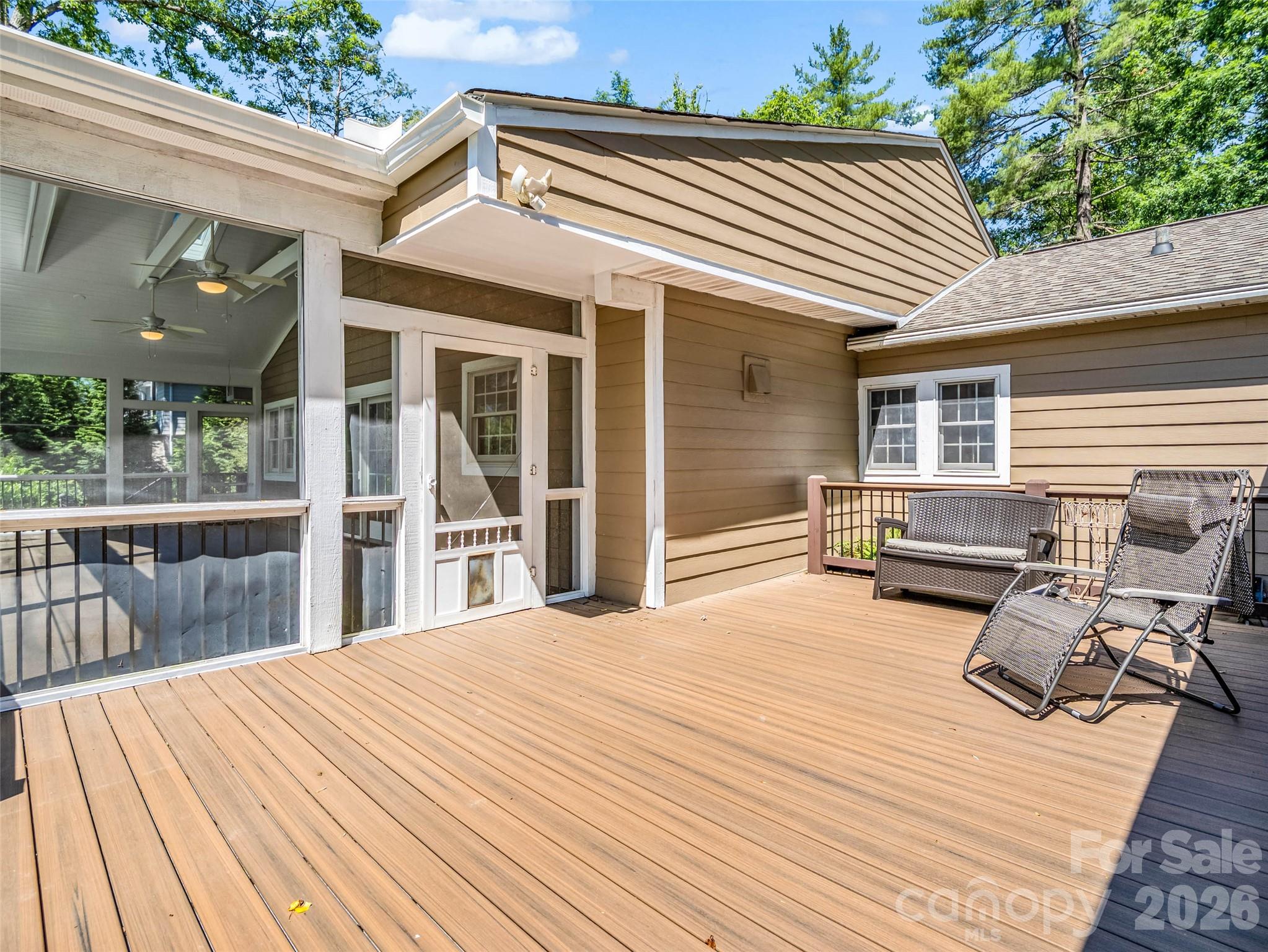 52 Forest Road Property Photo 24