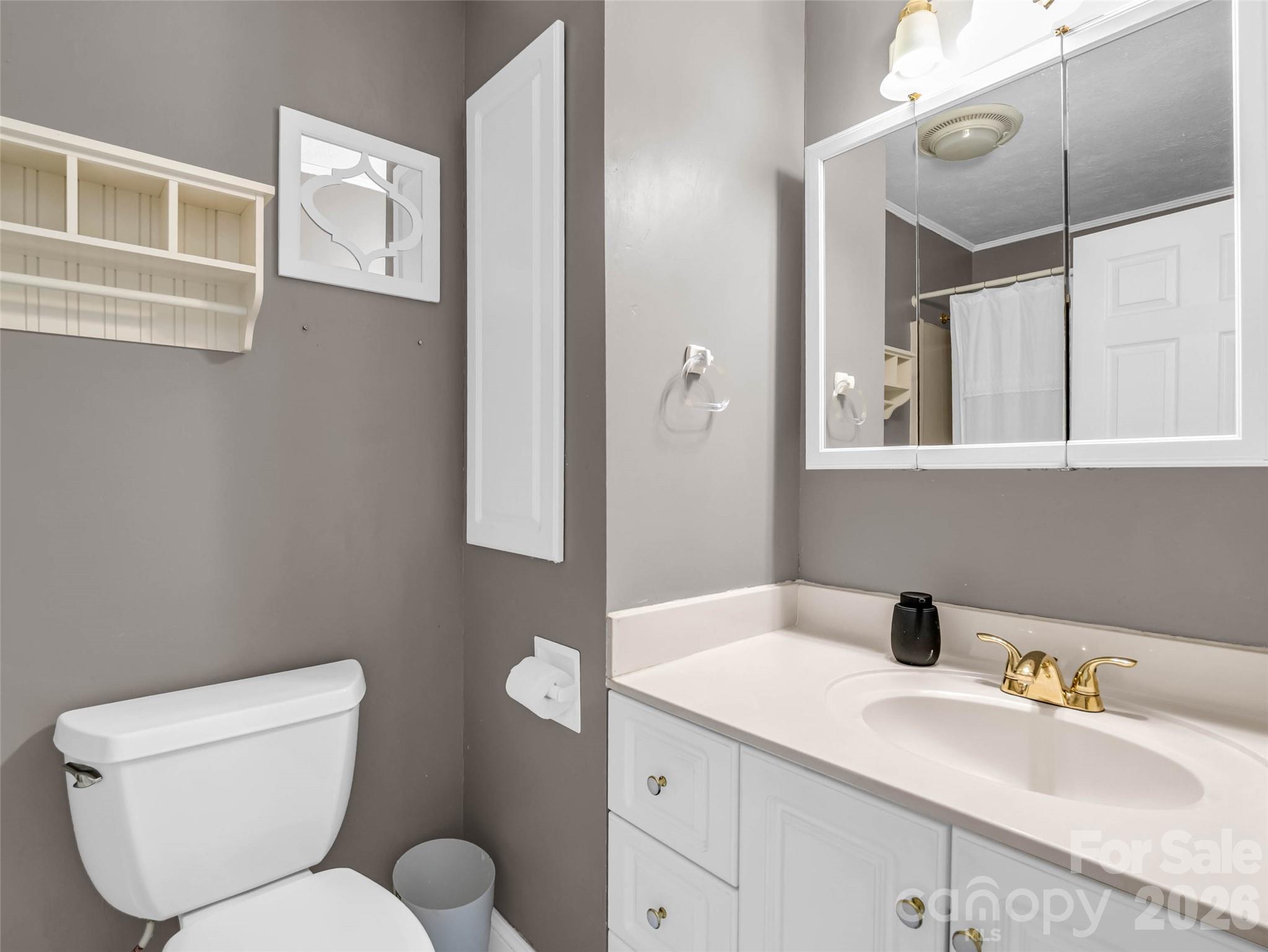 52 Forest Road Property Photo 27