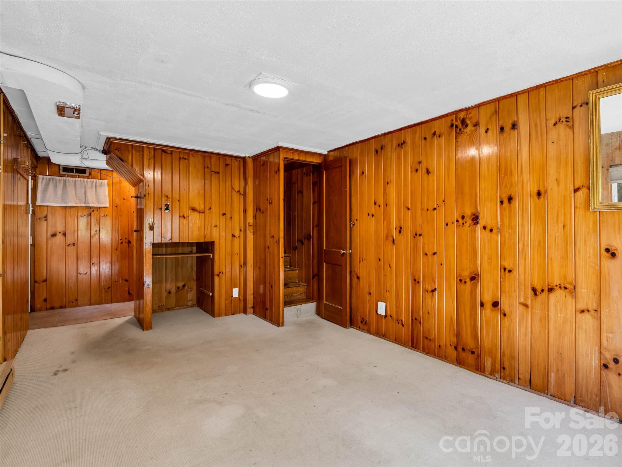 52 Forest Road Property Photo 37