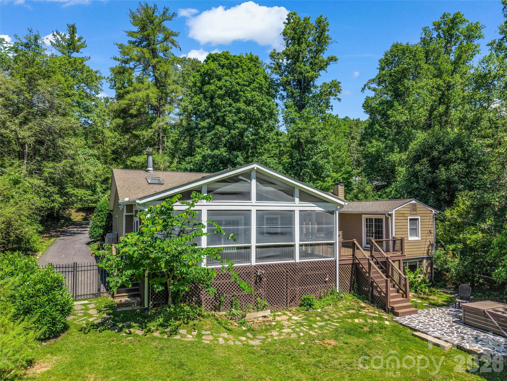 52 Forest Road Property Photo 45