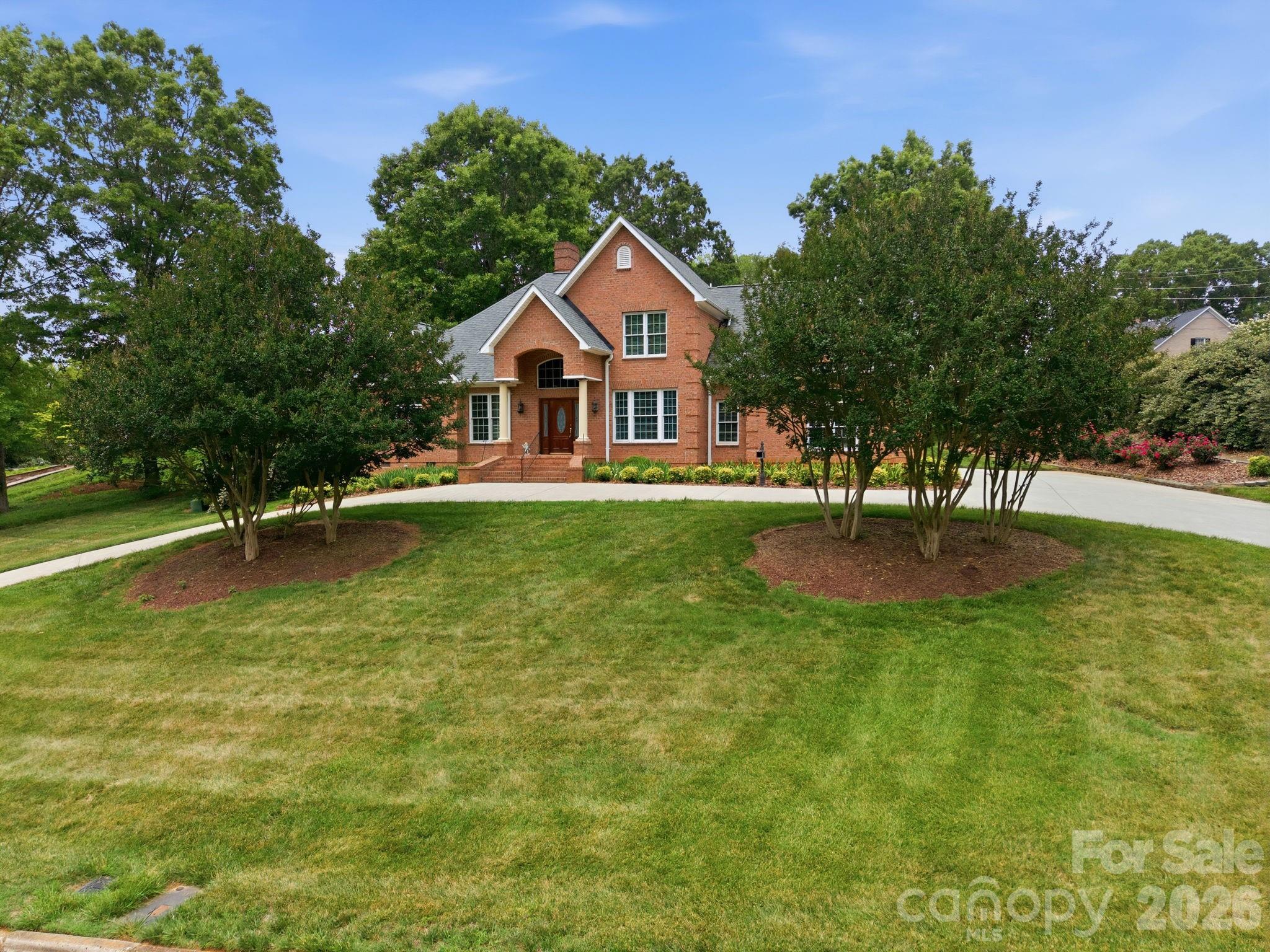 540 Hickory Drive Property Photo 2