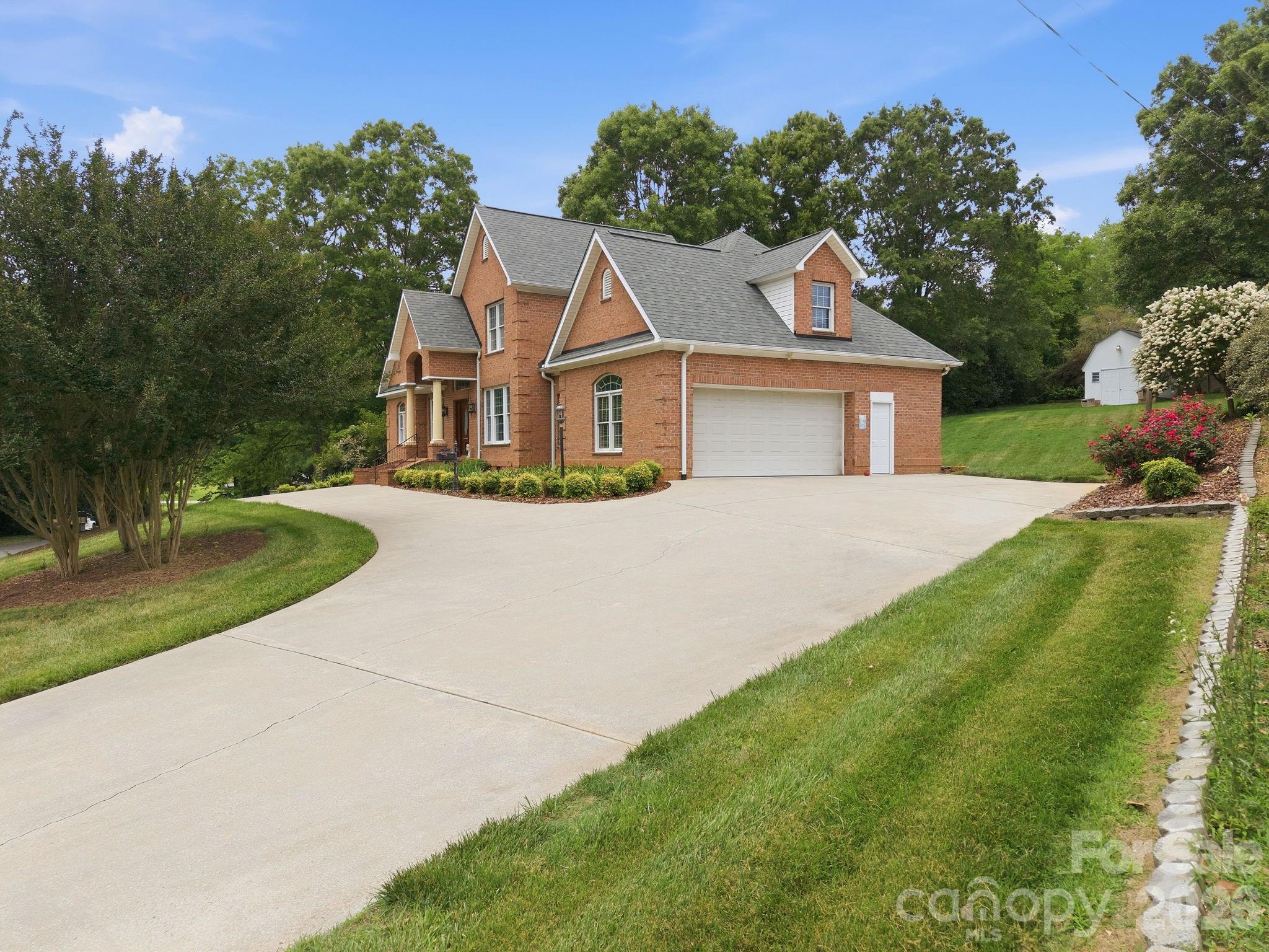 540 Hickory Drive Property Photo 5