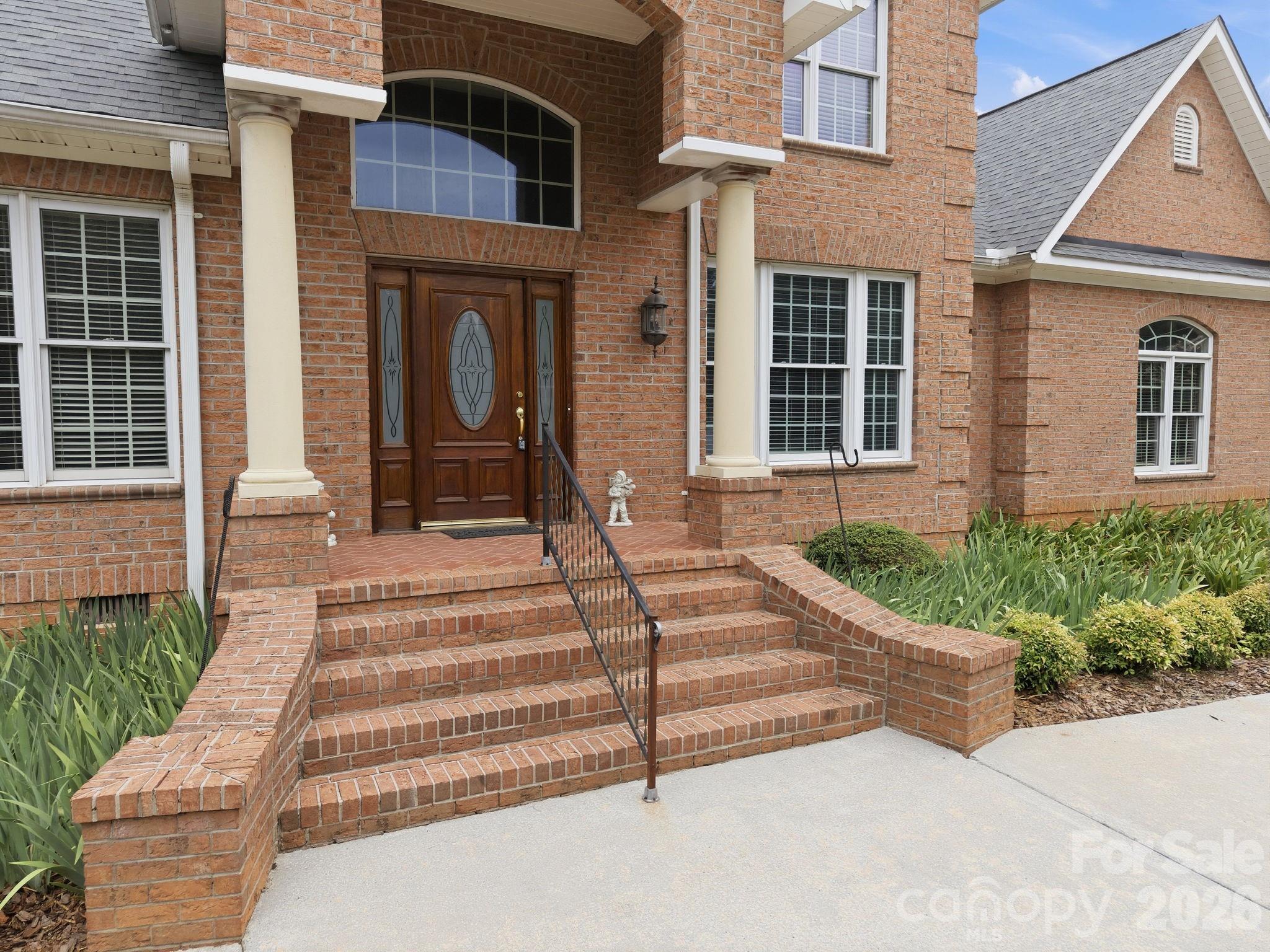 540 Hickory Drive Property Photo 6