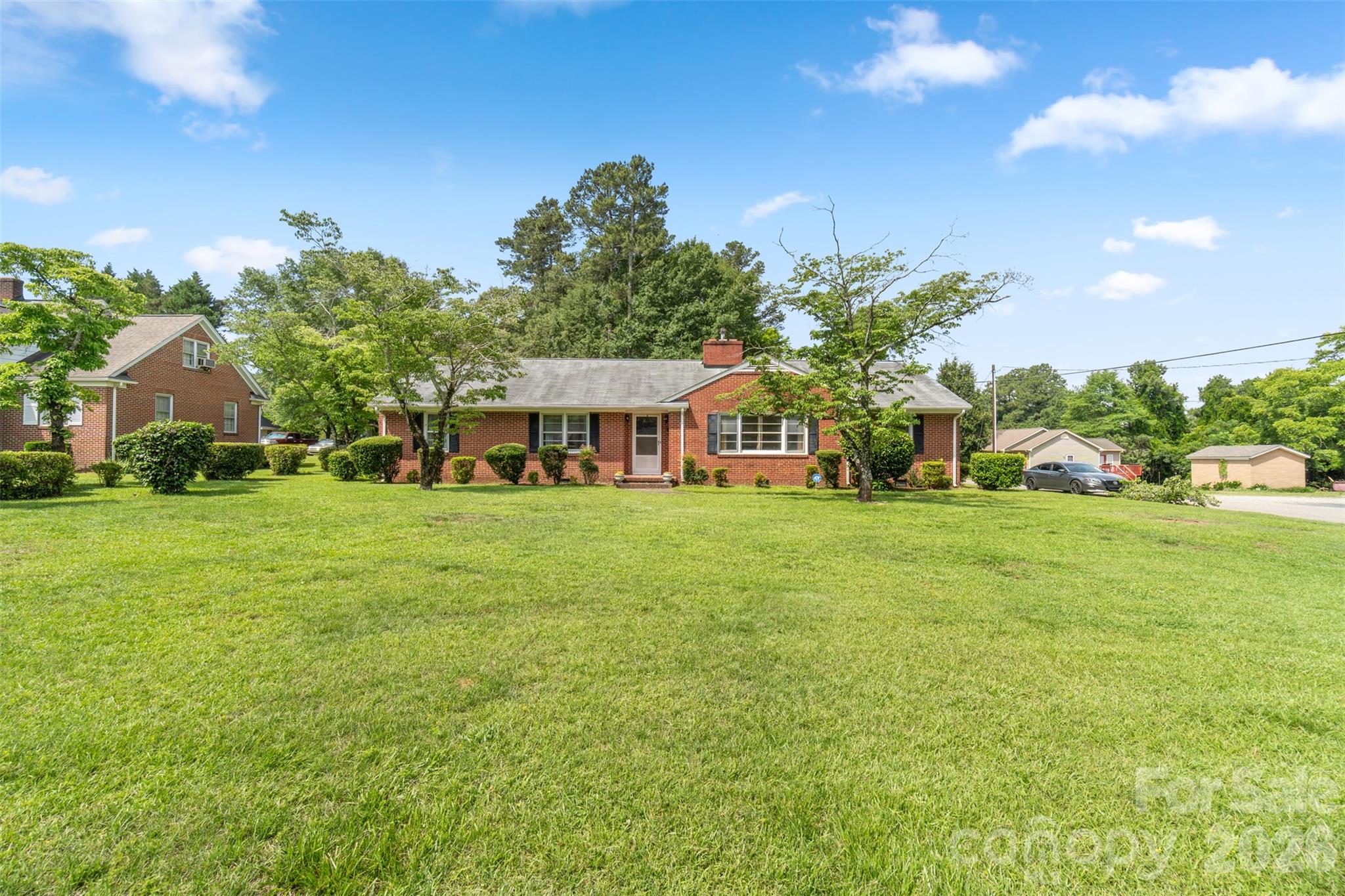 1400 Morven Road Property Photo 1