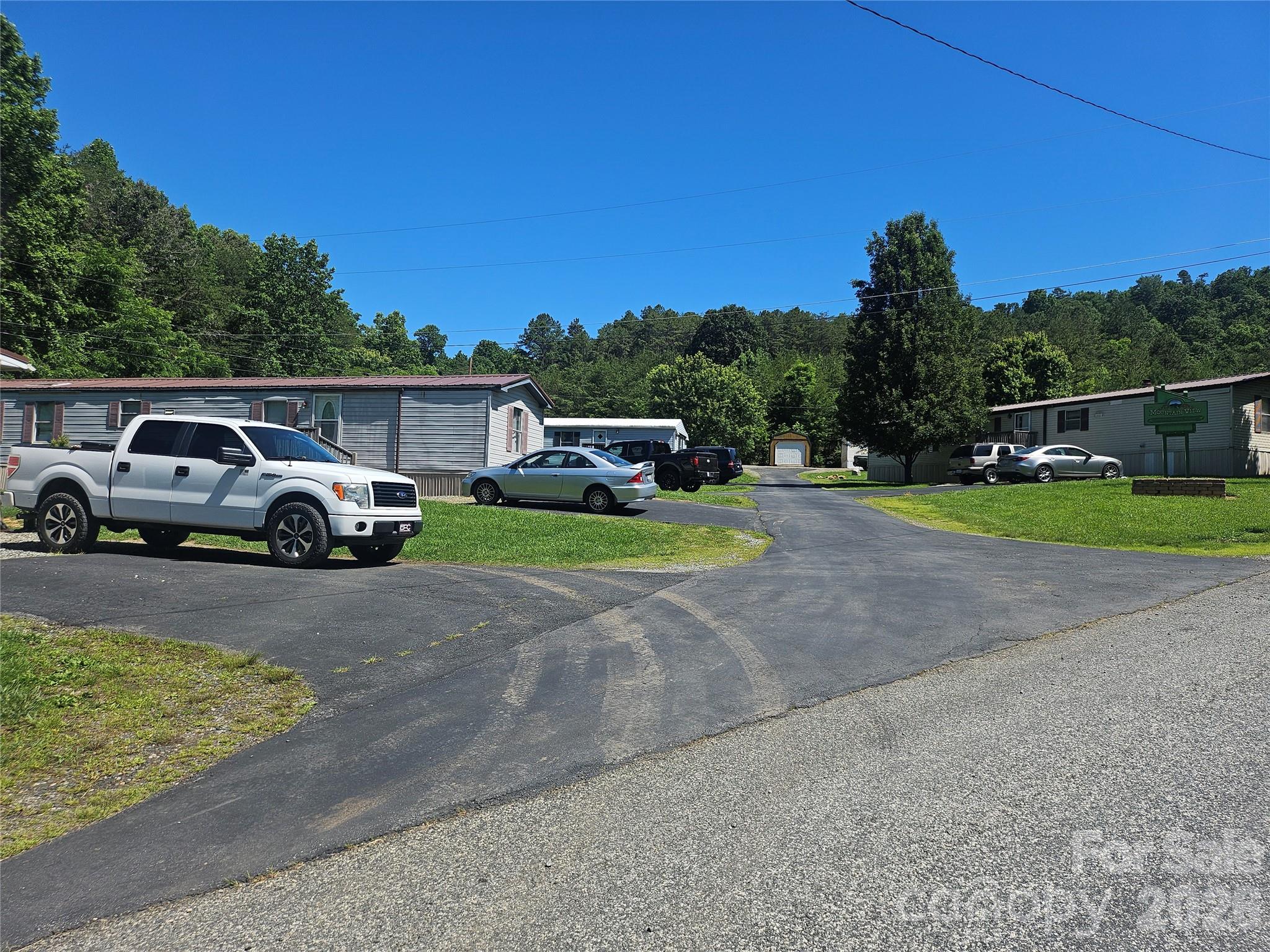 8 Mountain View Road Property Photo 4