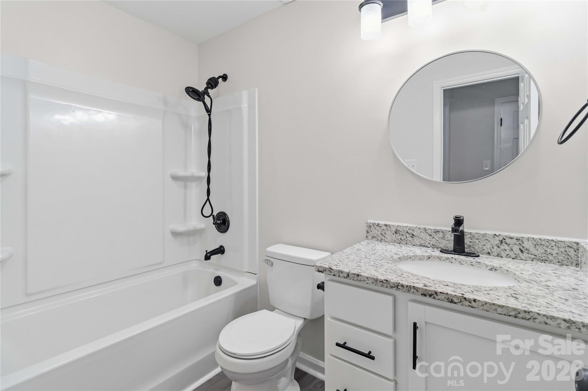 992 Twin Lakes Road Property Photo 15