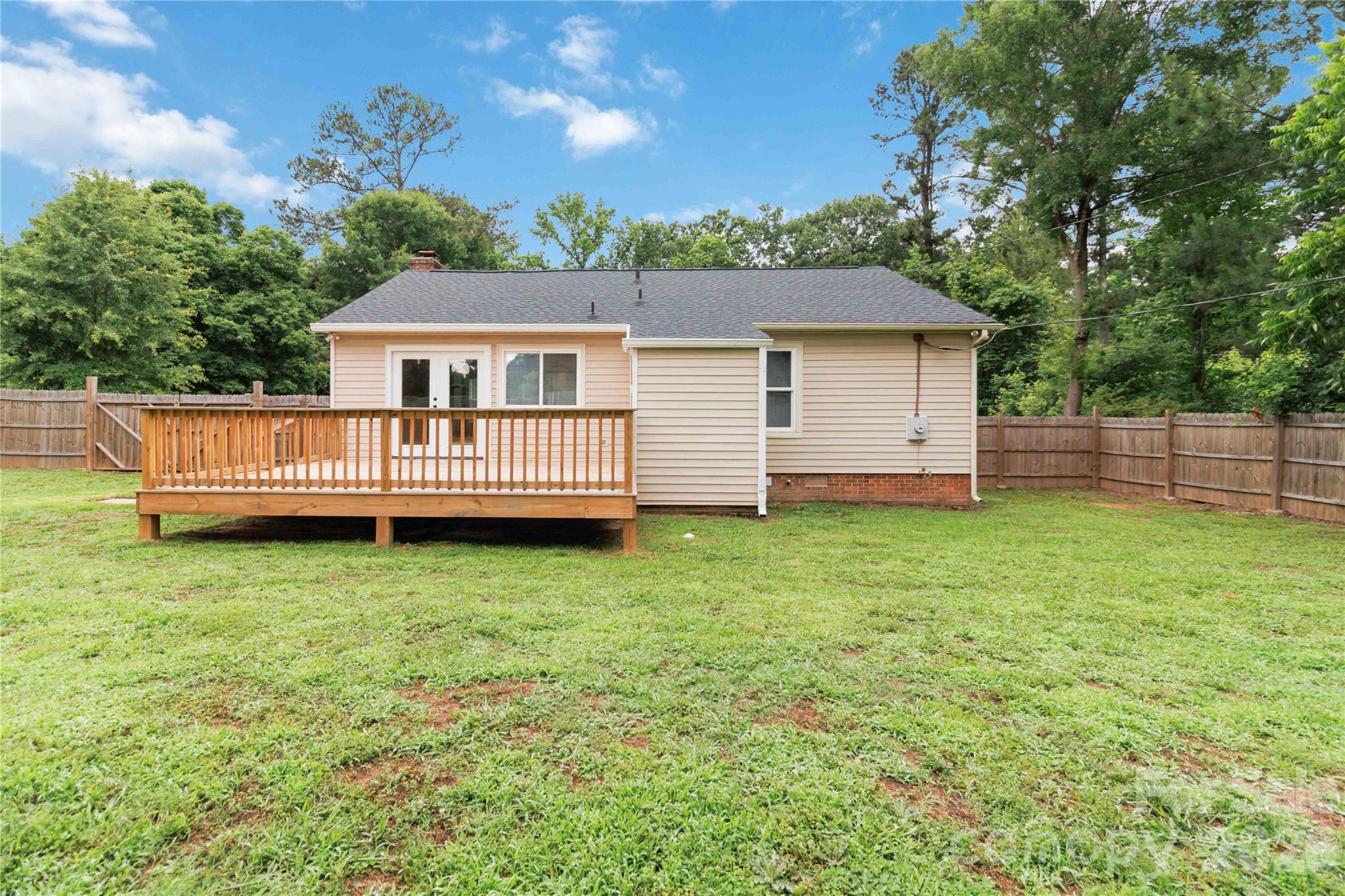992 Twin Lakes Road Property Photo 22