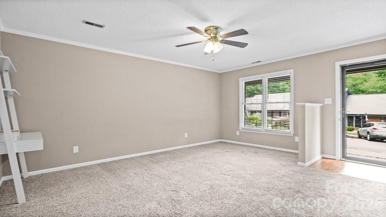107 David Court Property Photo 11