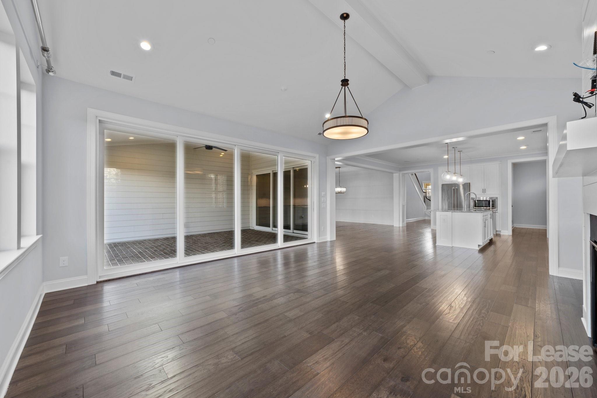 9541 Pacing Lane Property Photo 14