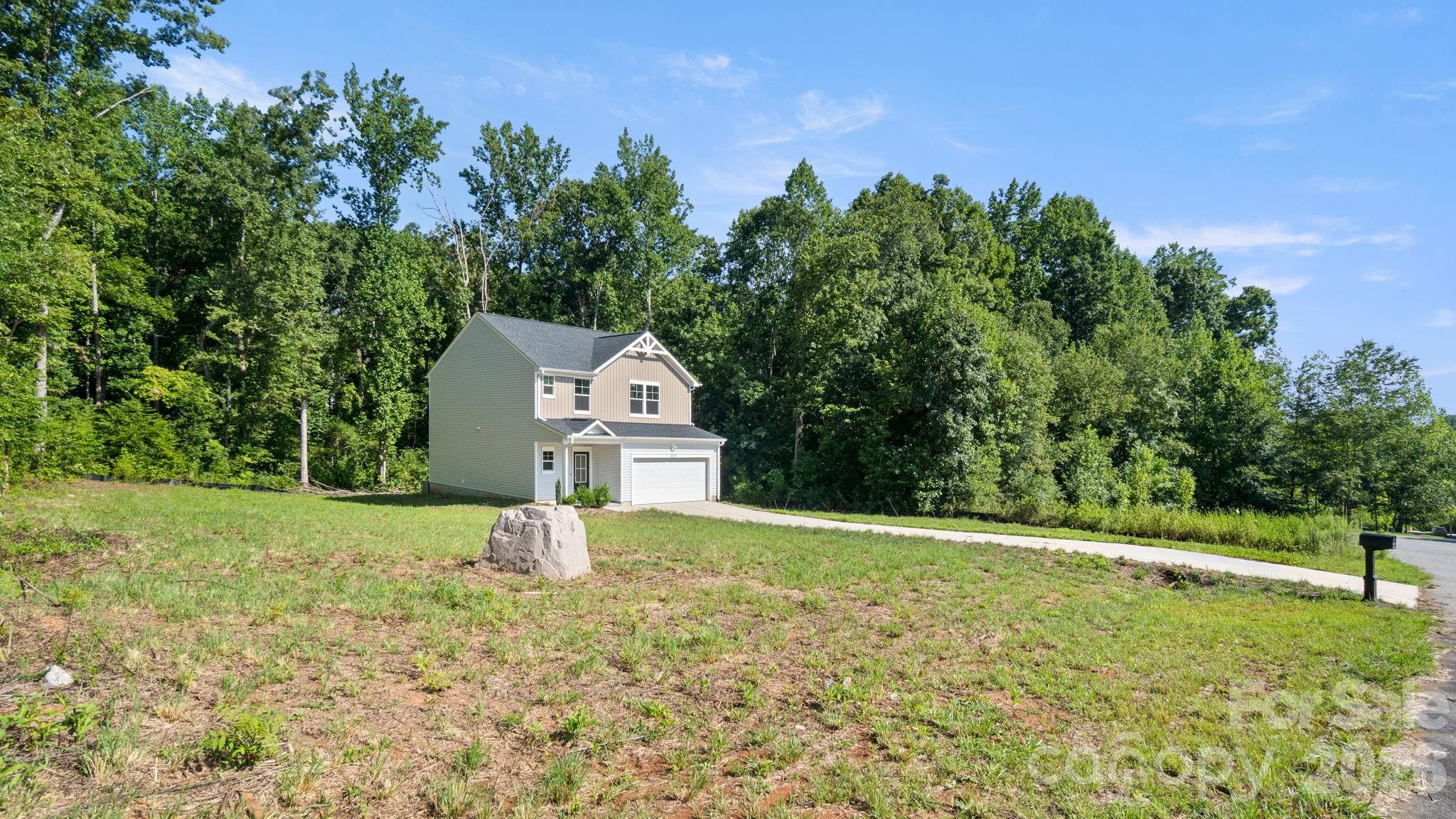 4022 Rolling Creek Road Property Photo 4
