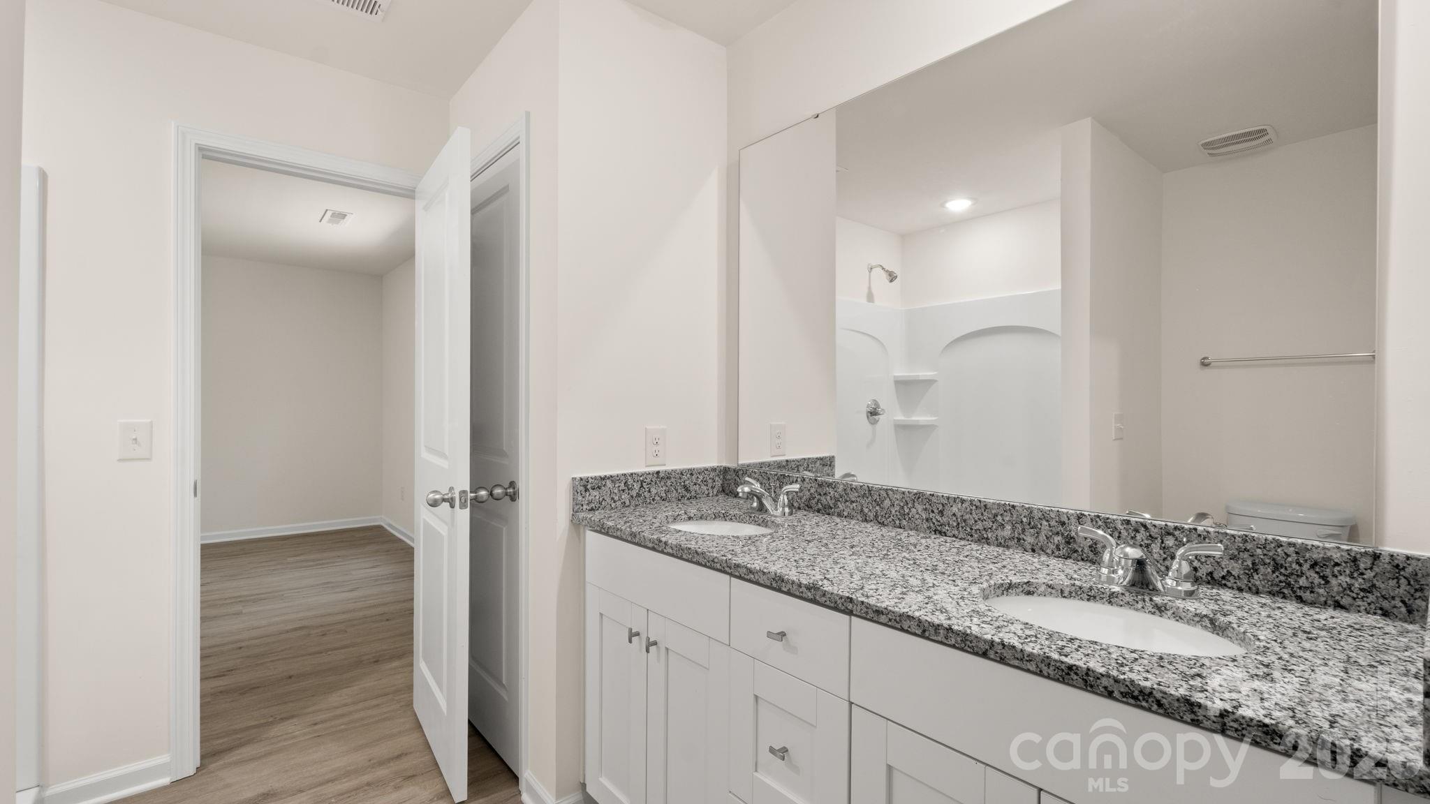 4022 Rolling Creek Road Property Photo 28