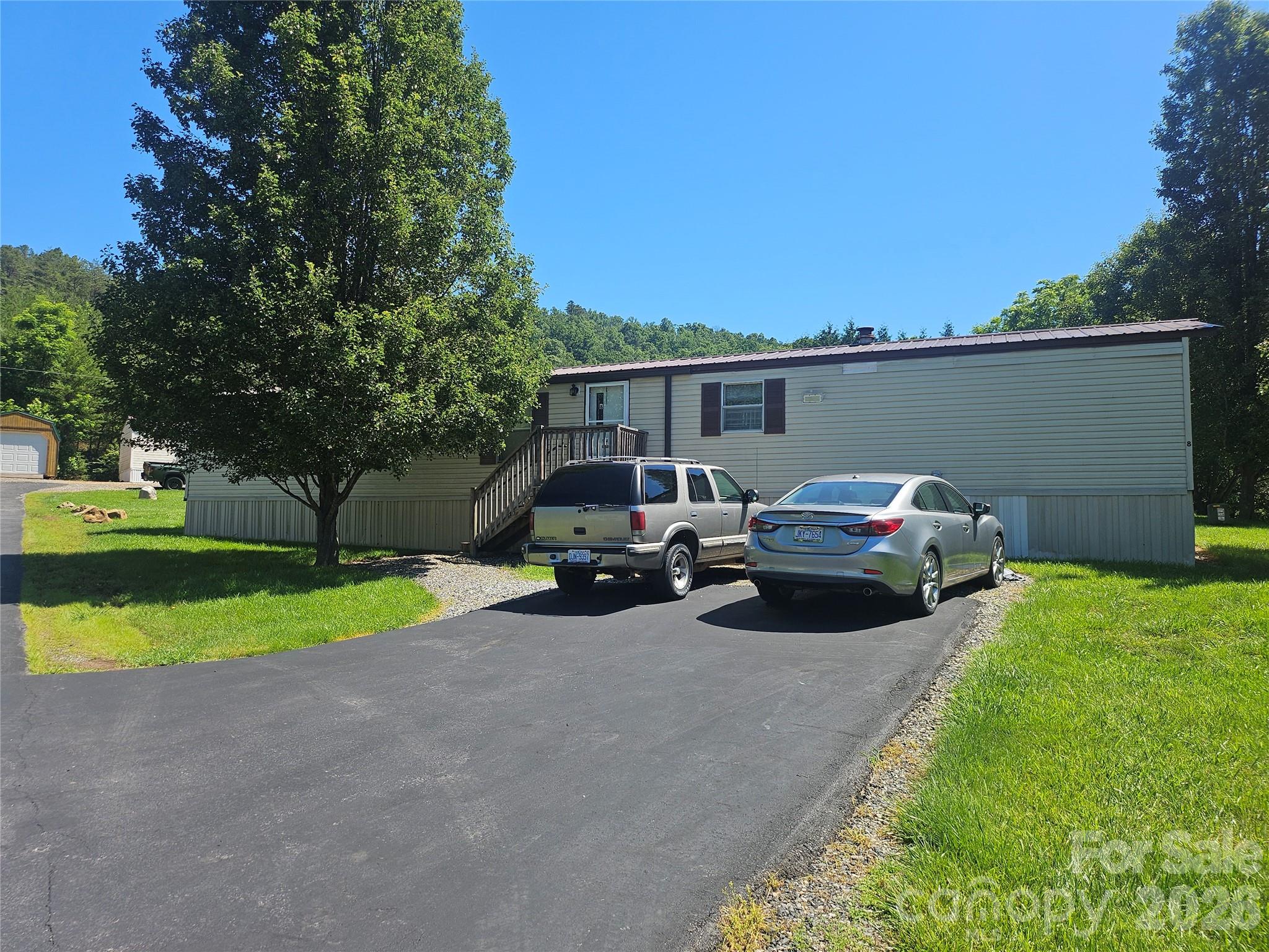 8 Mountain View Road Property Photo 2