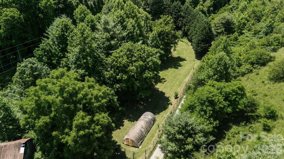 128 Barnet Mountain Drive Property Photo 13