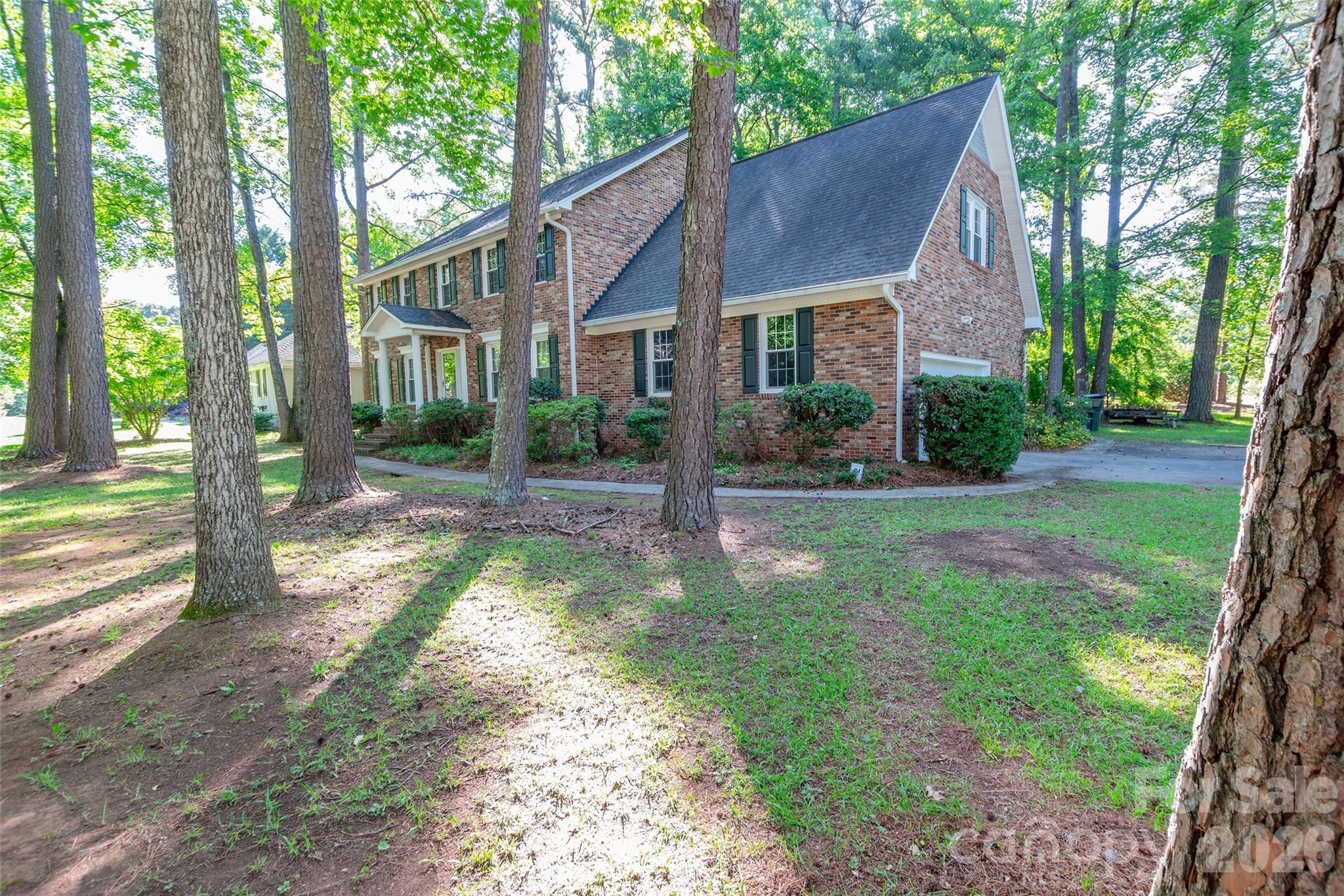 1171 Candlelight Drive Property Photo 2