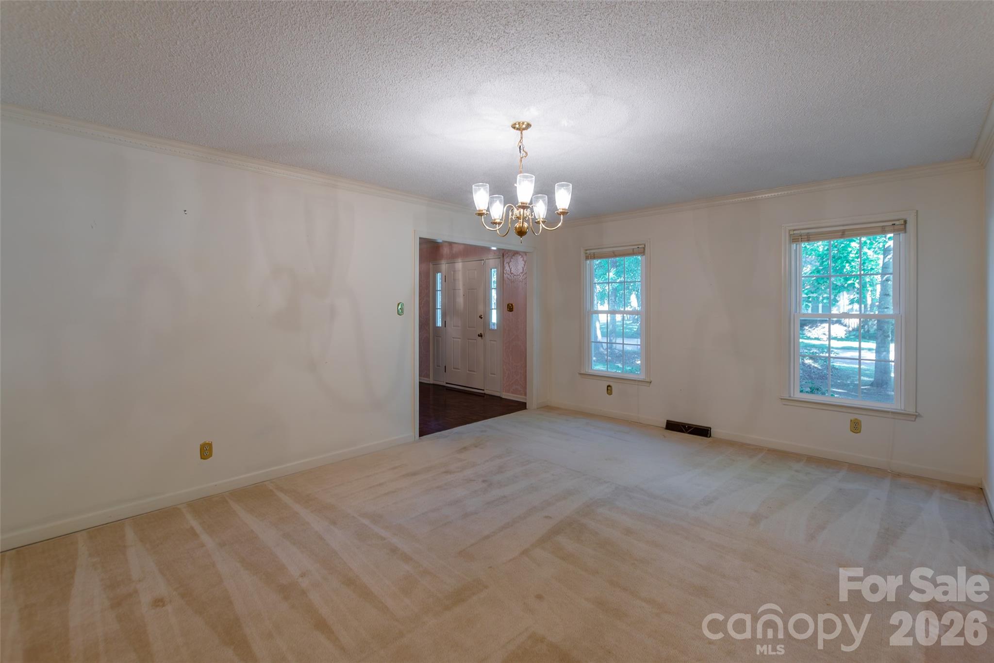 1171 Candlelight Drive Property Photo 6