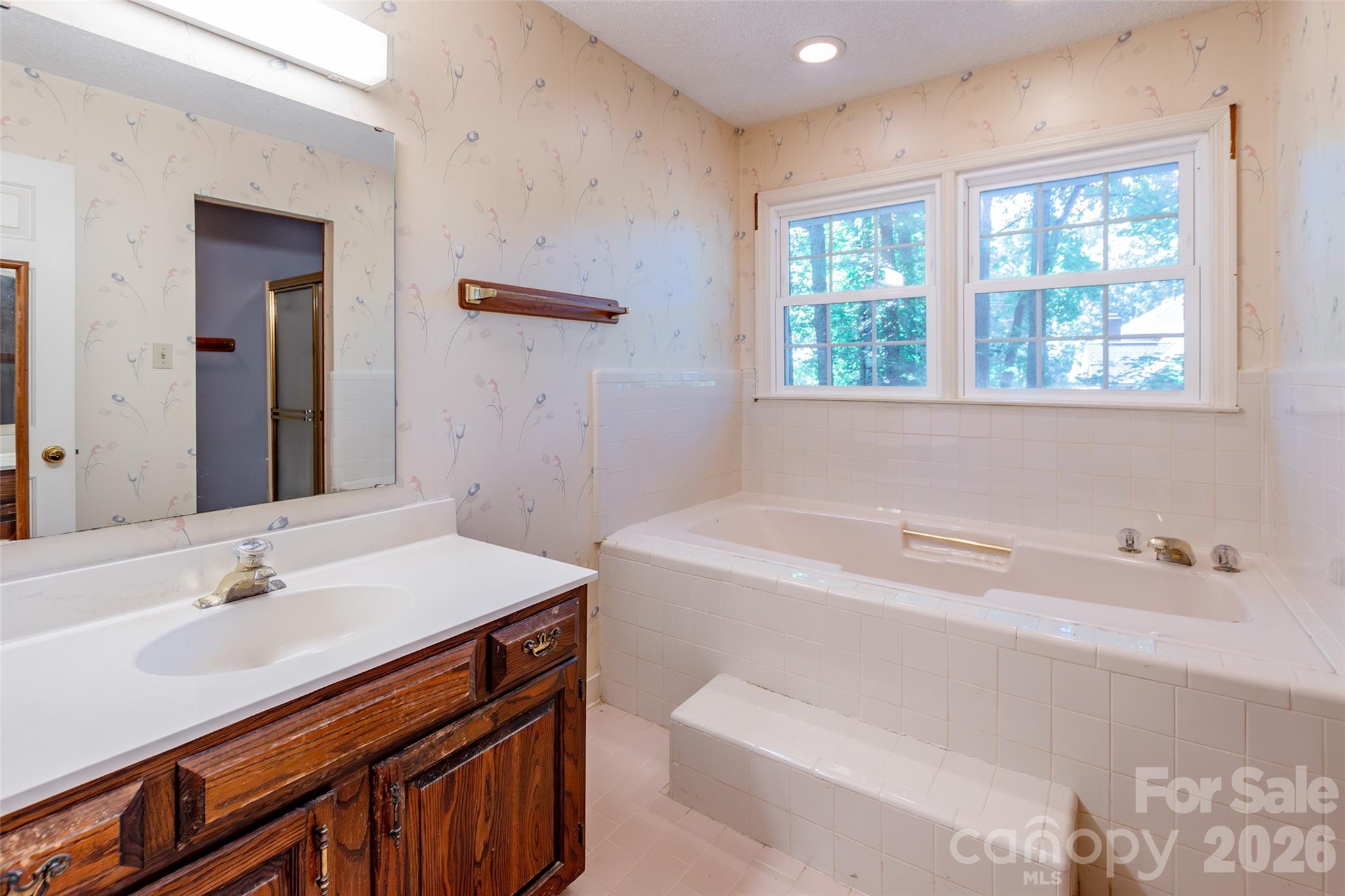 1171 Candlelight Drive Property Photo 19