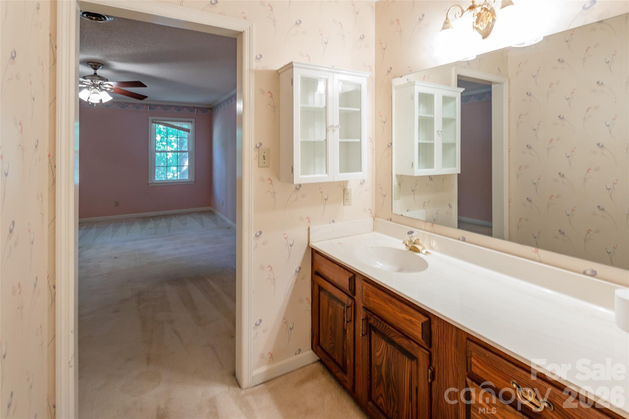 1171 Candlelight Drive Property Photo 21