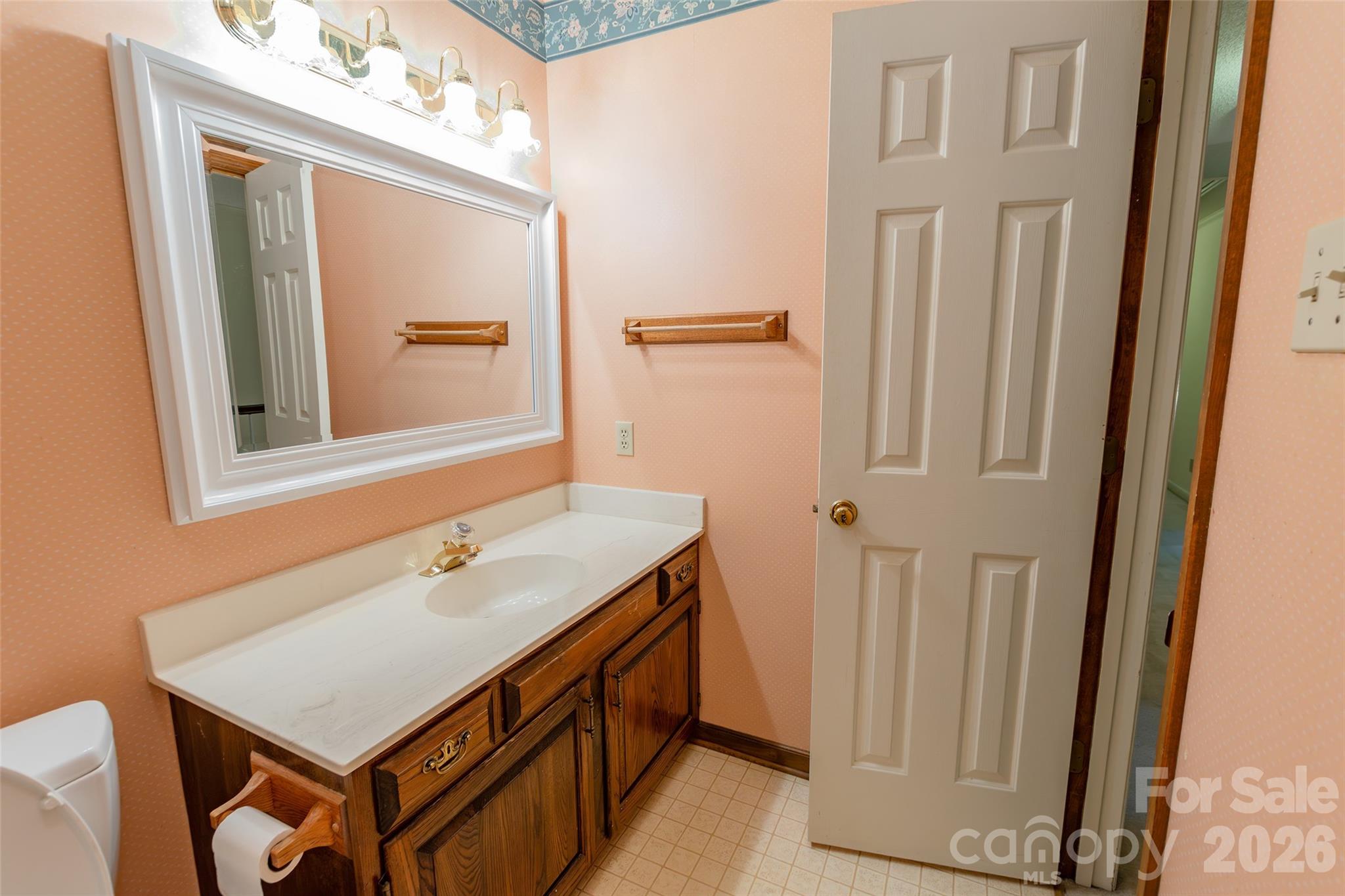 1171 Candlelight Drive Property Photo 23