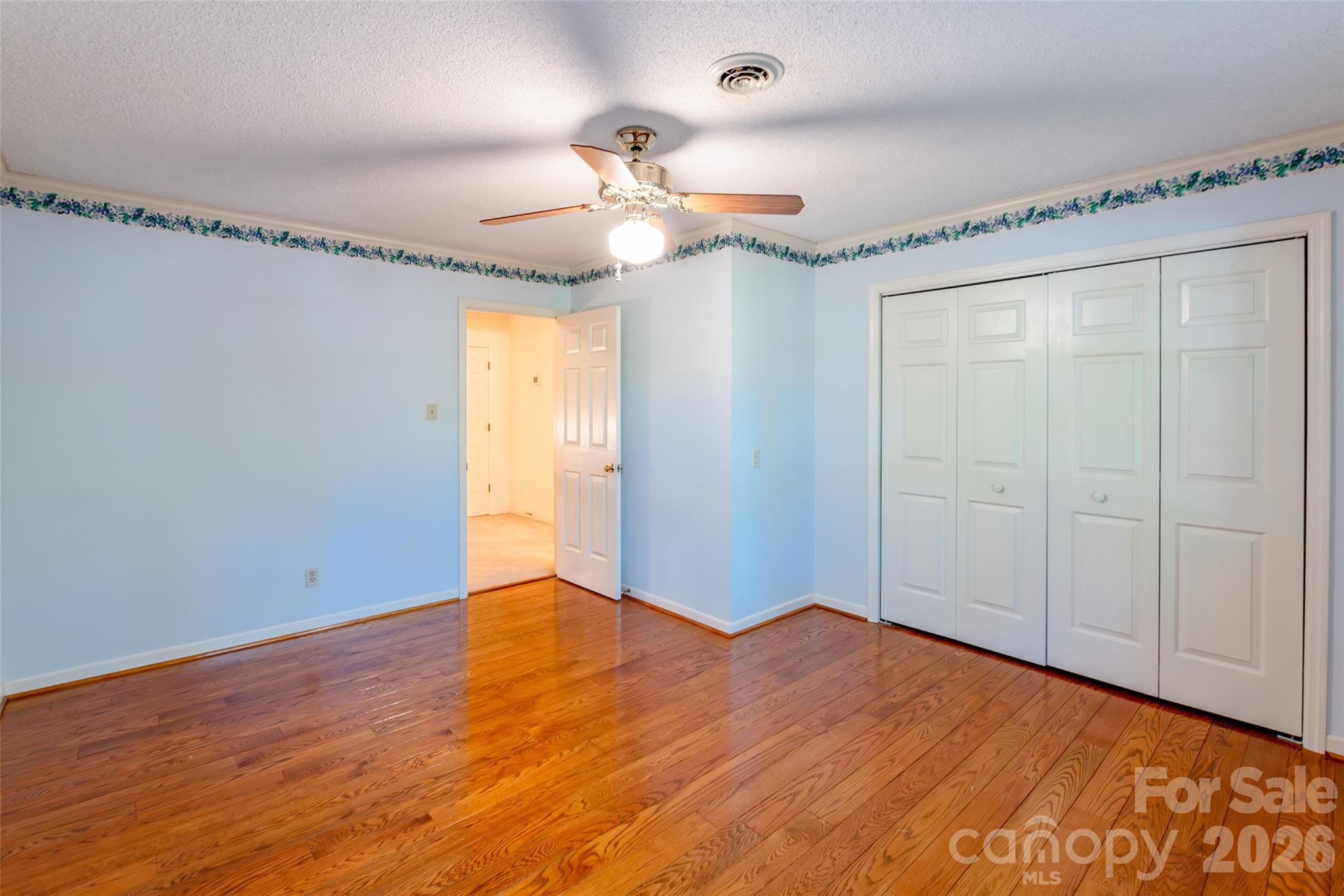 1171 Candlelight Drive Property Photo 24