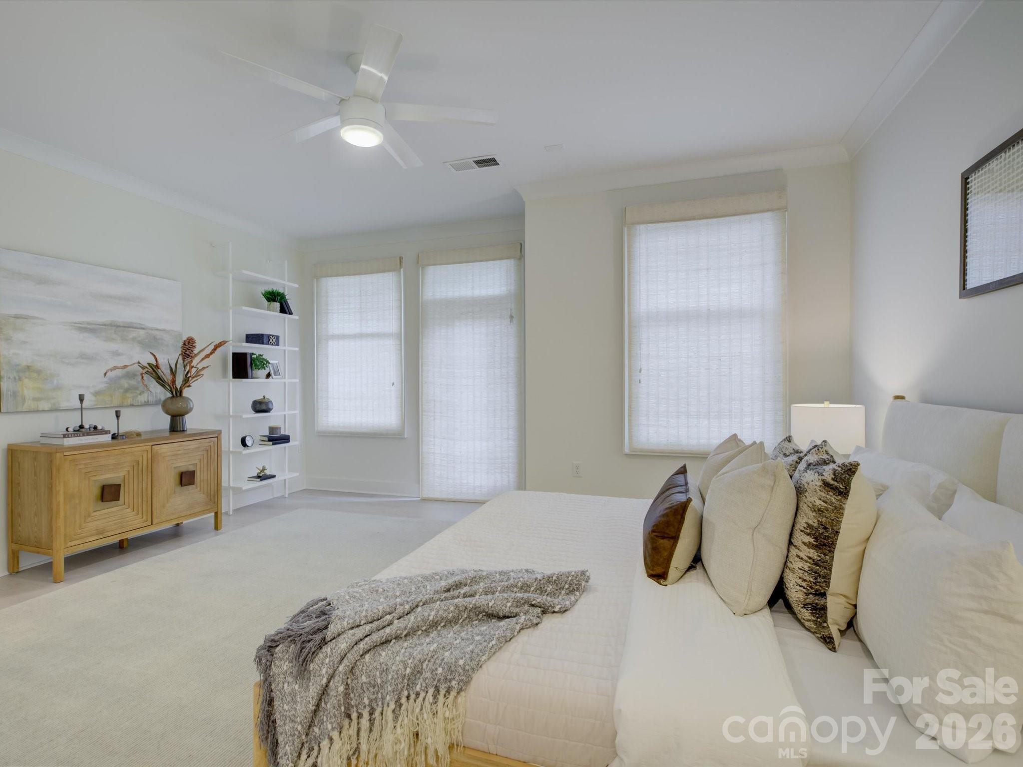 335 E Tremont Avenue Property Photo 21