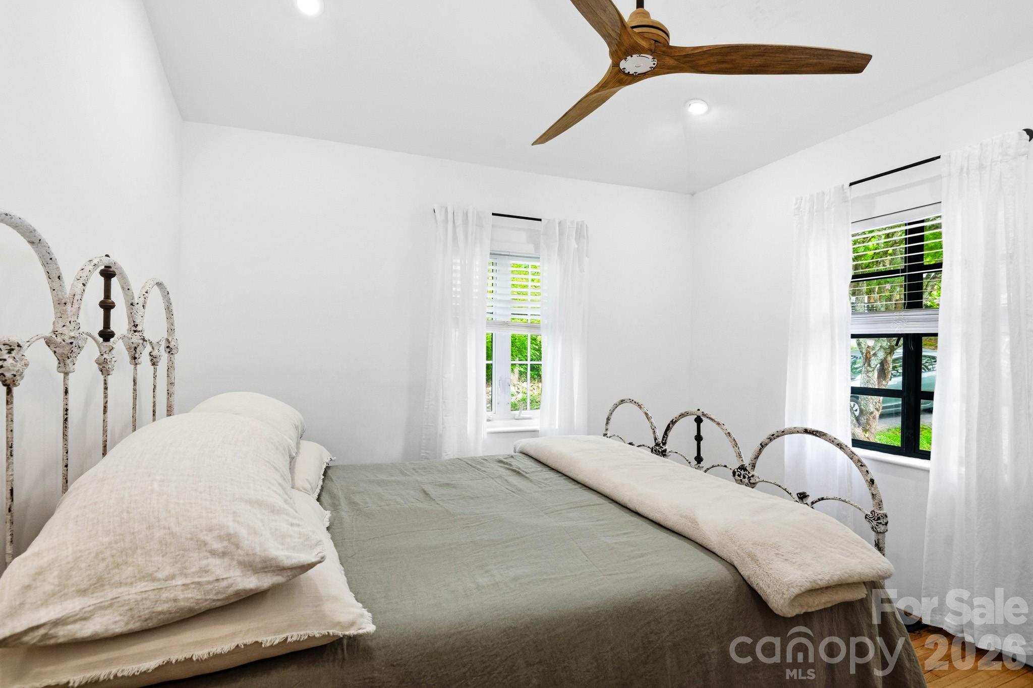 38 Aurora Drive Property Photo 15