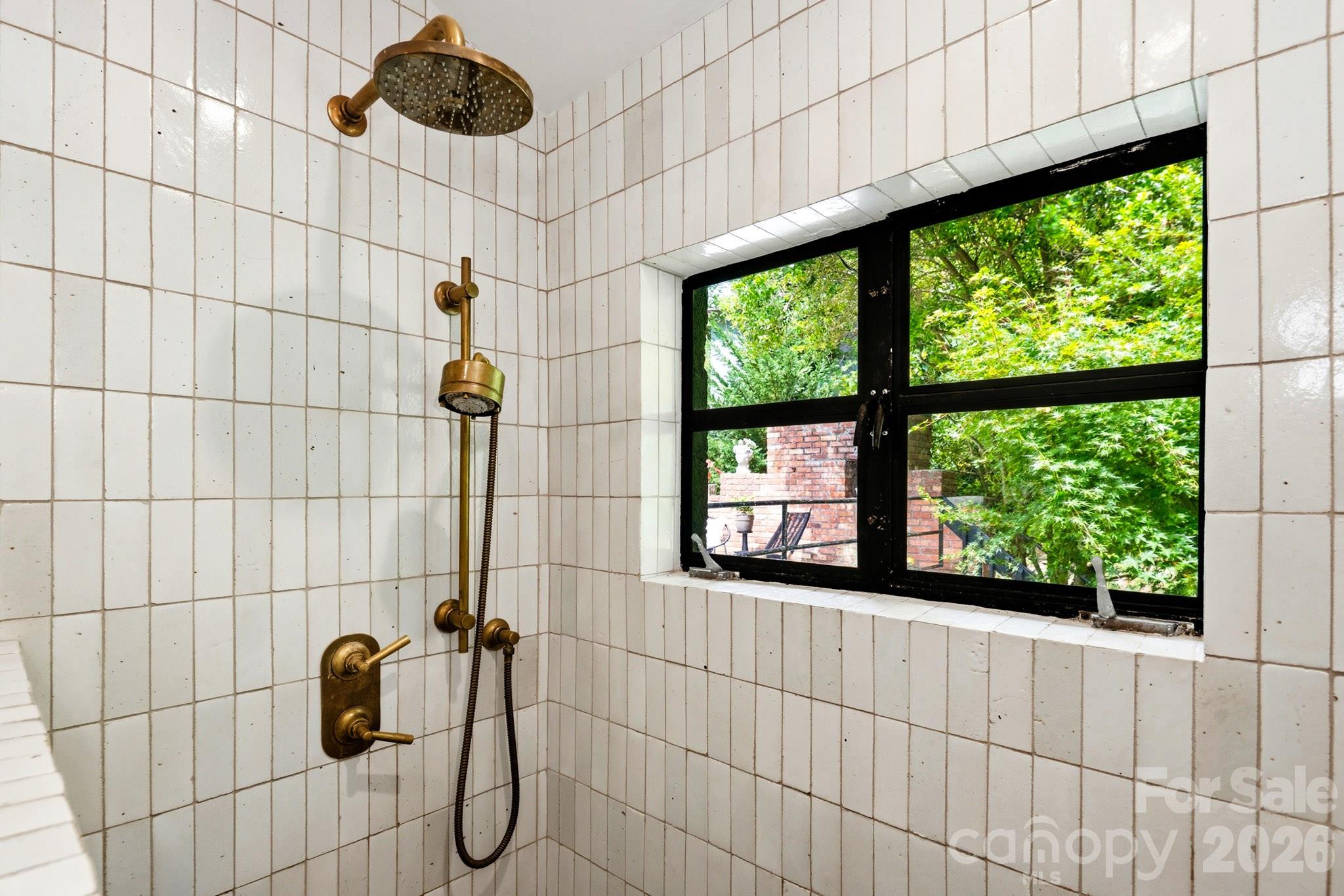 38 Aurora Drive Property Photo 19