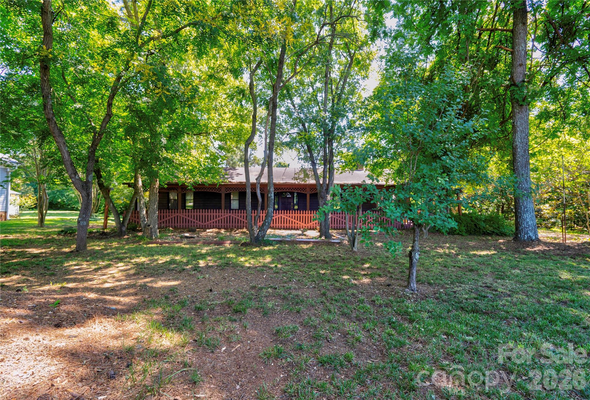 1419 Melrose Drive Property Photo 1
