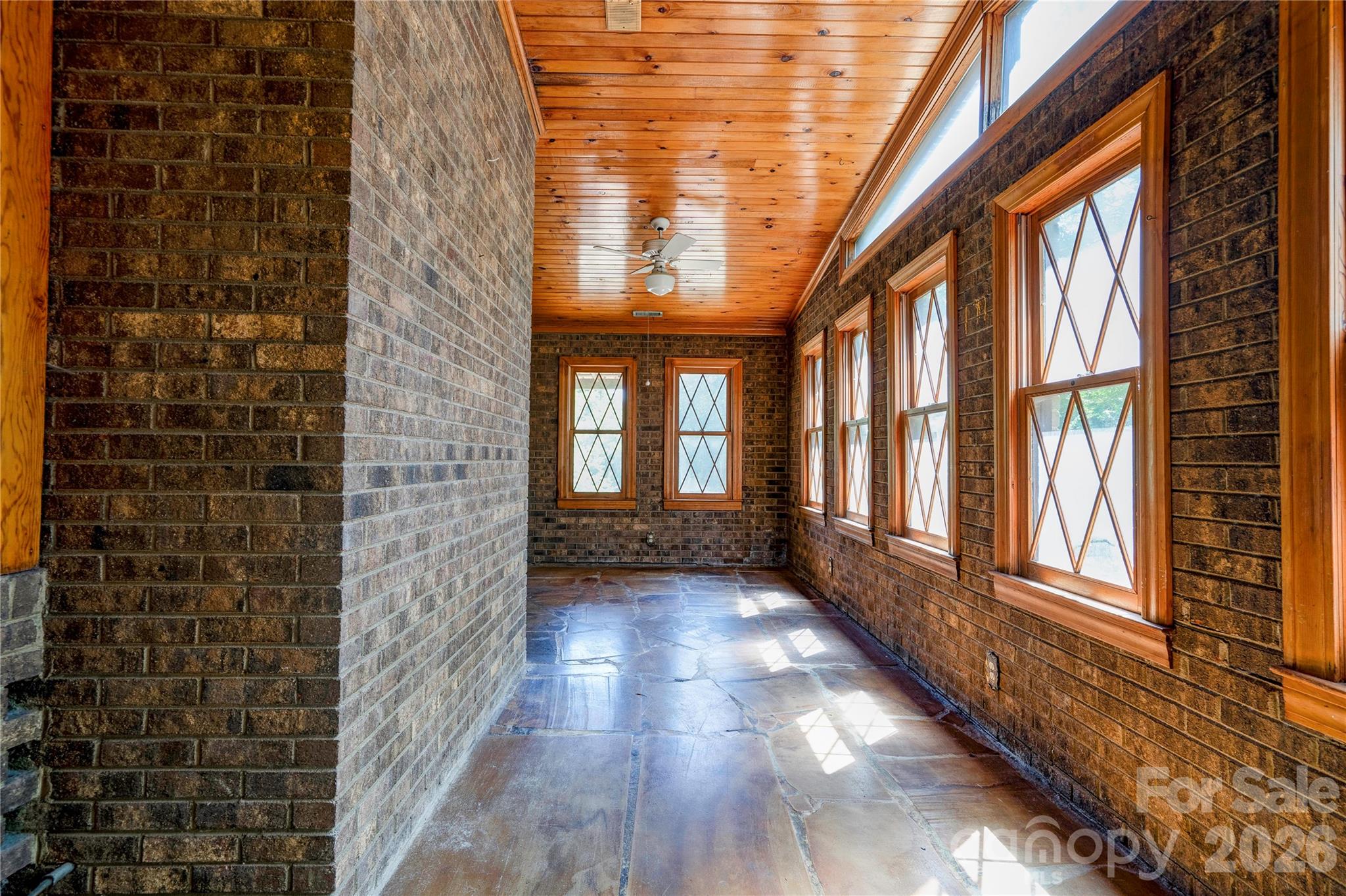 1419 Melrose Drive Property Photo 13