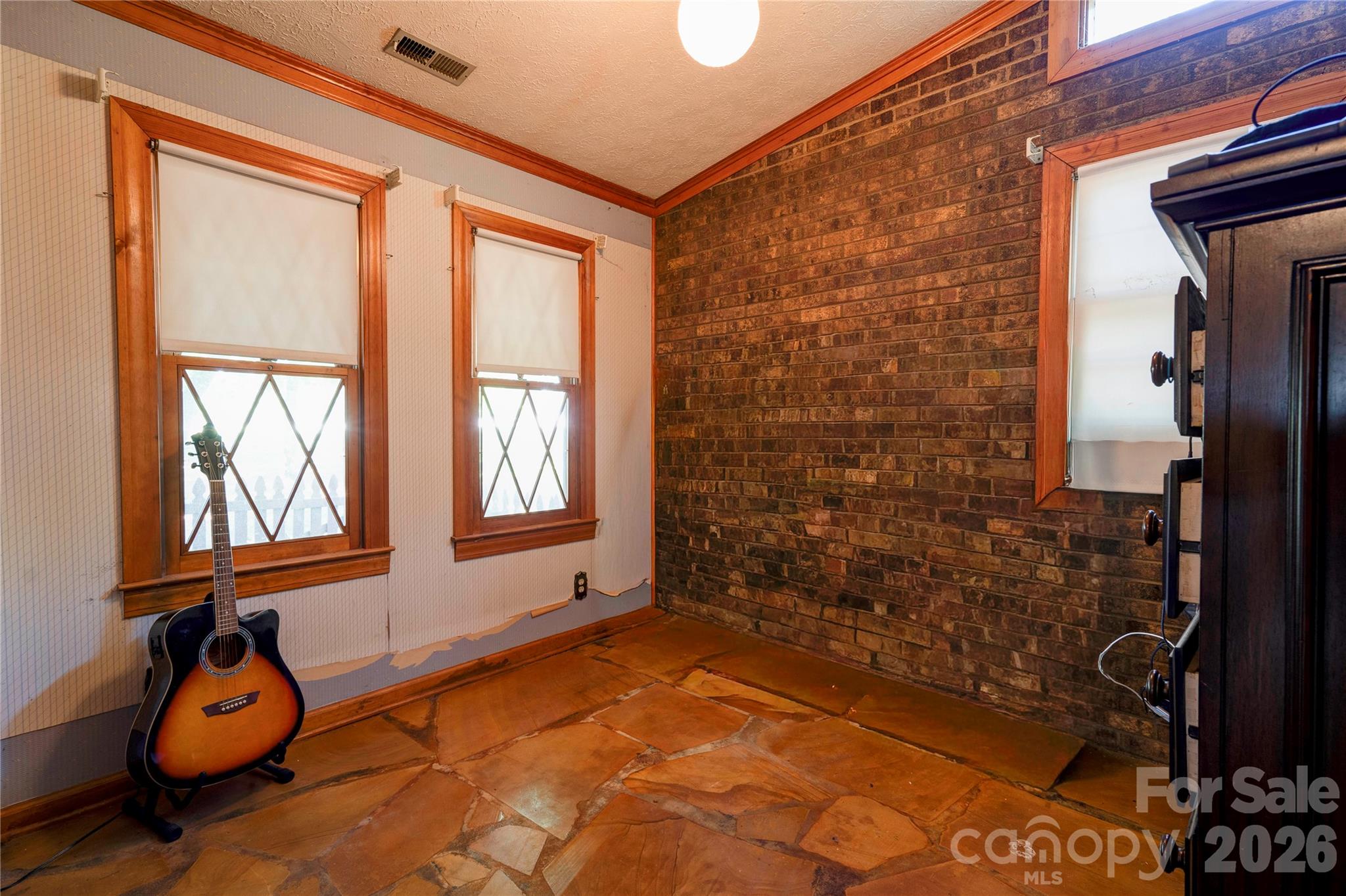 1419 Melrose Drive Property Photo 24