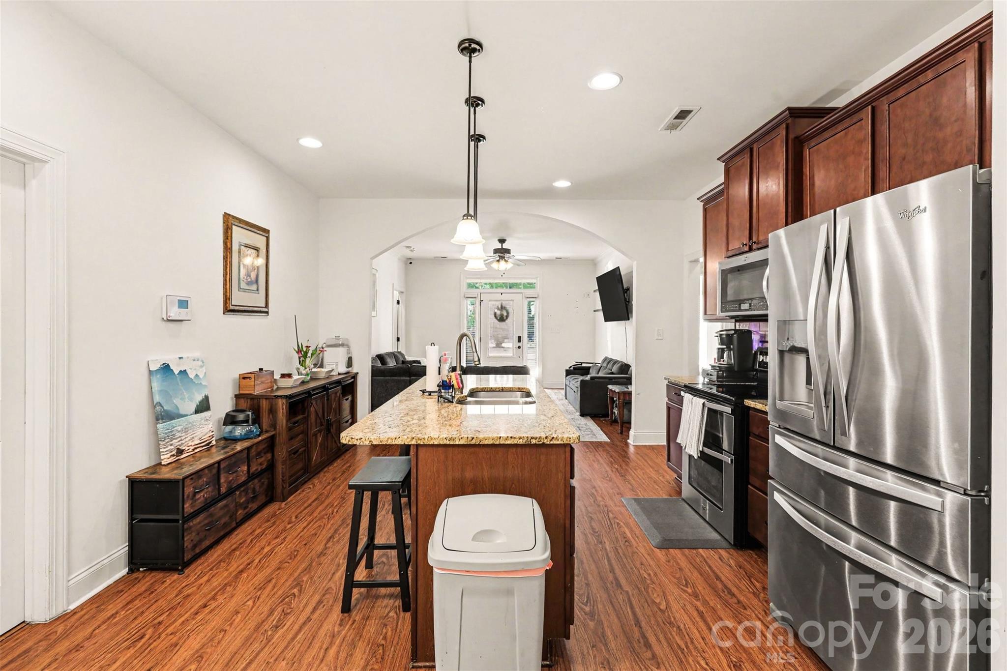 964 Mathis Avenue Property Photo 8